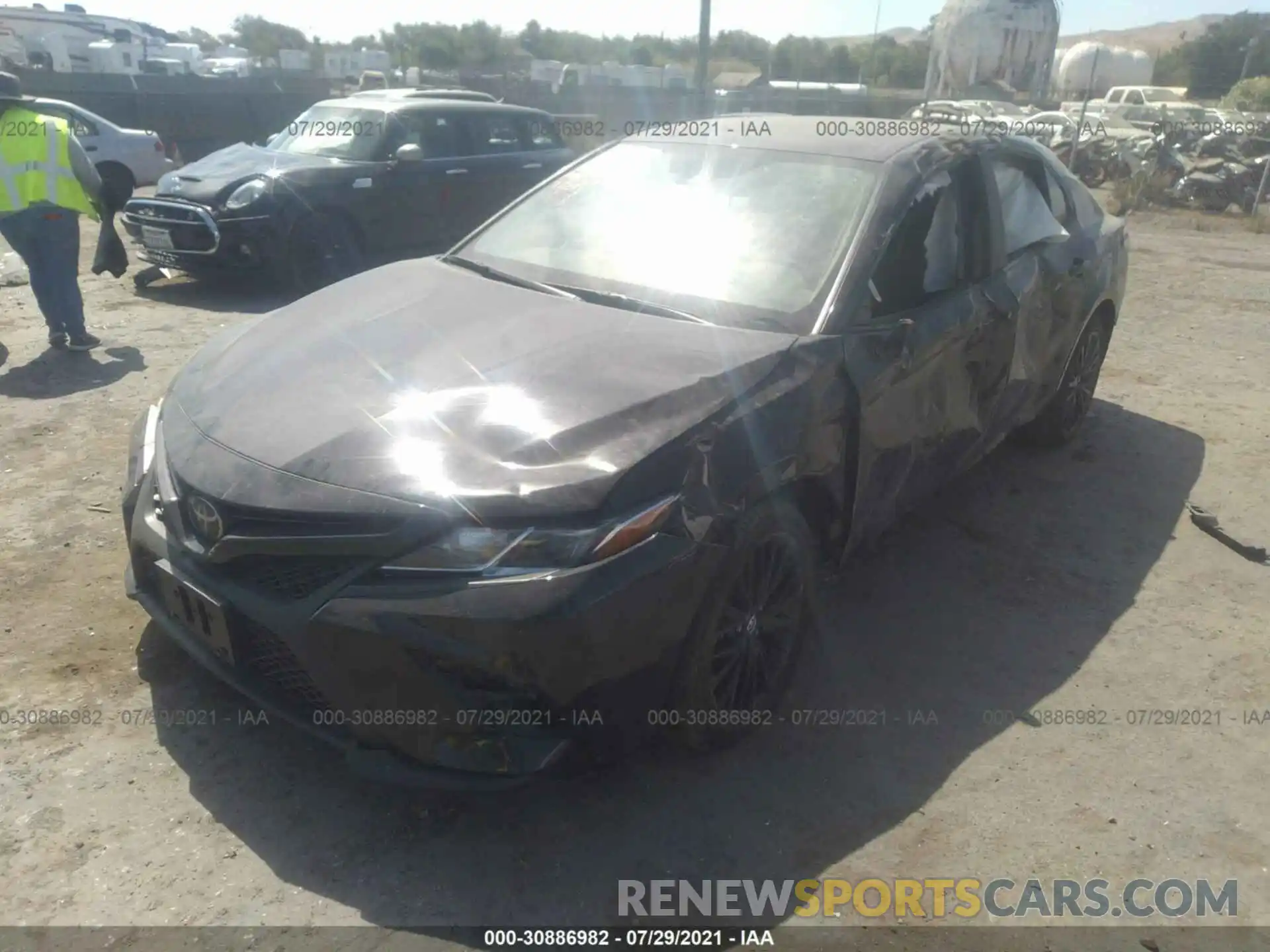 6 Photograph of a damaged car 4T1G11AK7LU310088 TOYOTA CAMRY 2020