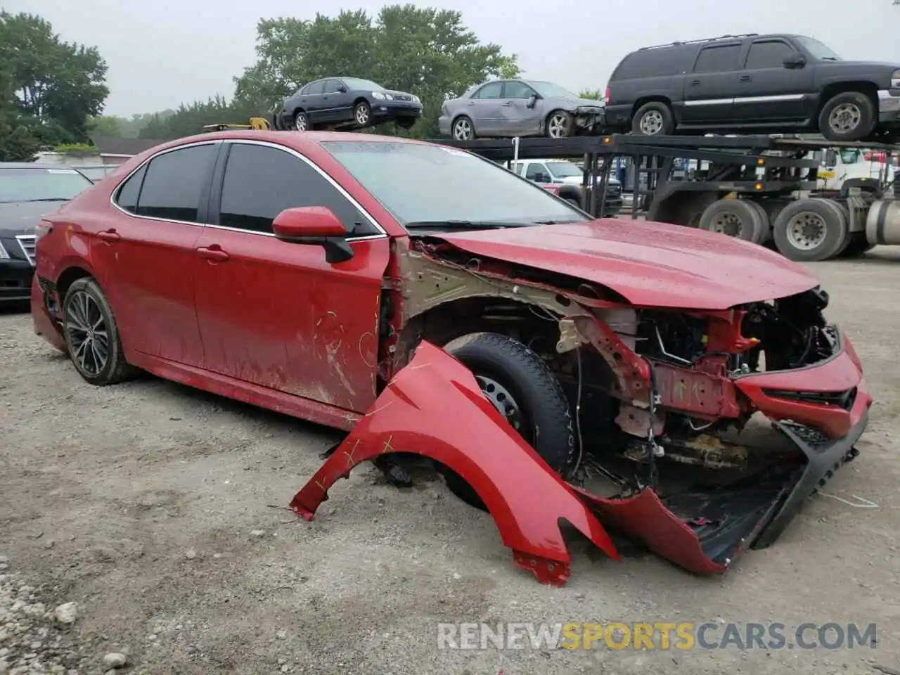 1 Photograph of a damaged car 4T1G11AK7LU314724 TOYOTA CAMRY 2020