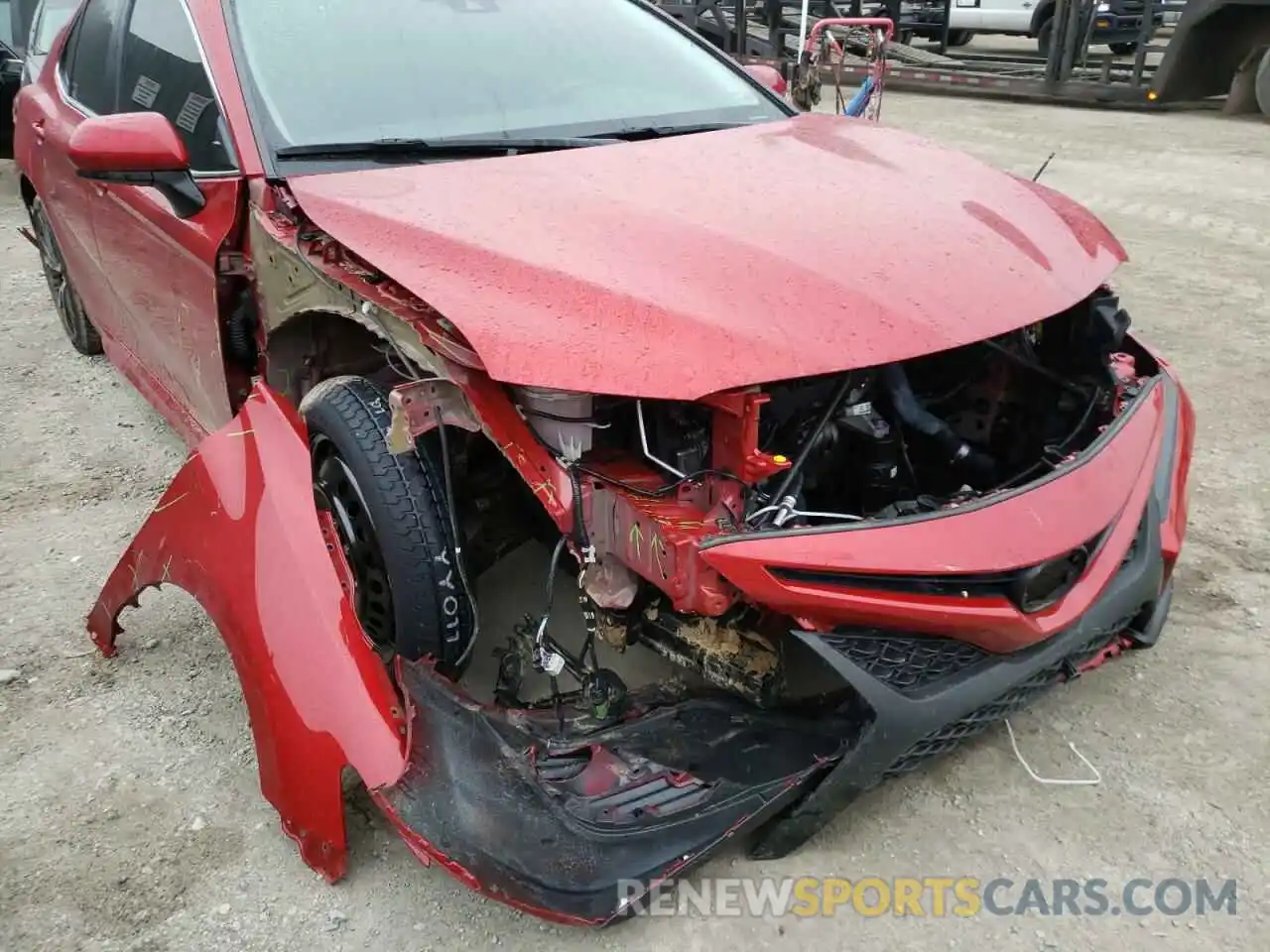 9 Photograph of a damaged car 4T1G11AK7LU314724 TOYOTA CAMRY 2020