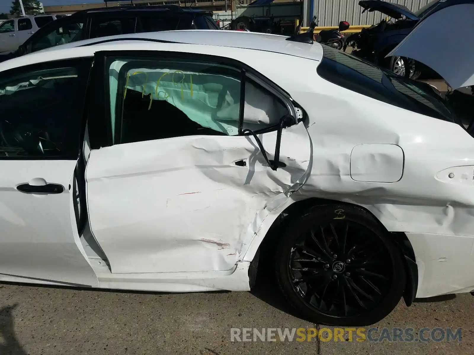 9 Photograph of a damaged car 4T1G11AK7LU315307 TOYOTA CAMRY 2020