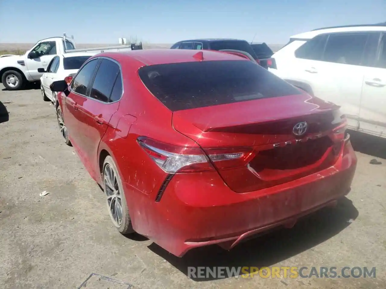 3 Photograph of a damaged car 4T1G11AK7LU316974 TOYOTA CAMRY 2020