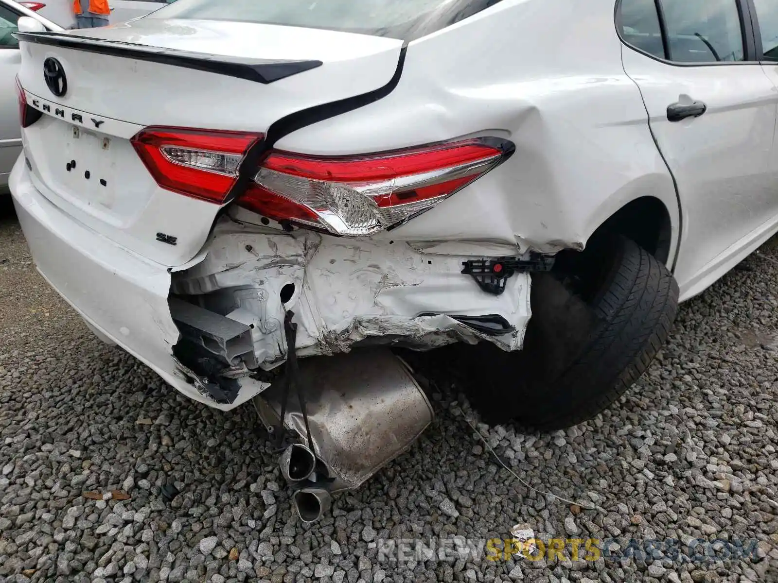 9 Photograph of a damaged car 4T1G11AK7LU317154 TOYOTA CAMRY 2020