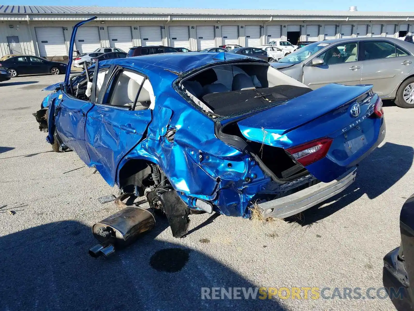 3 Photograph of a damaged car 4T1G11AK7LU317946 TOYOTA CAMRY 2020