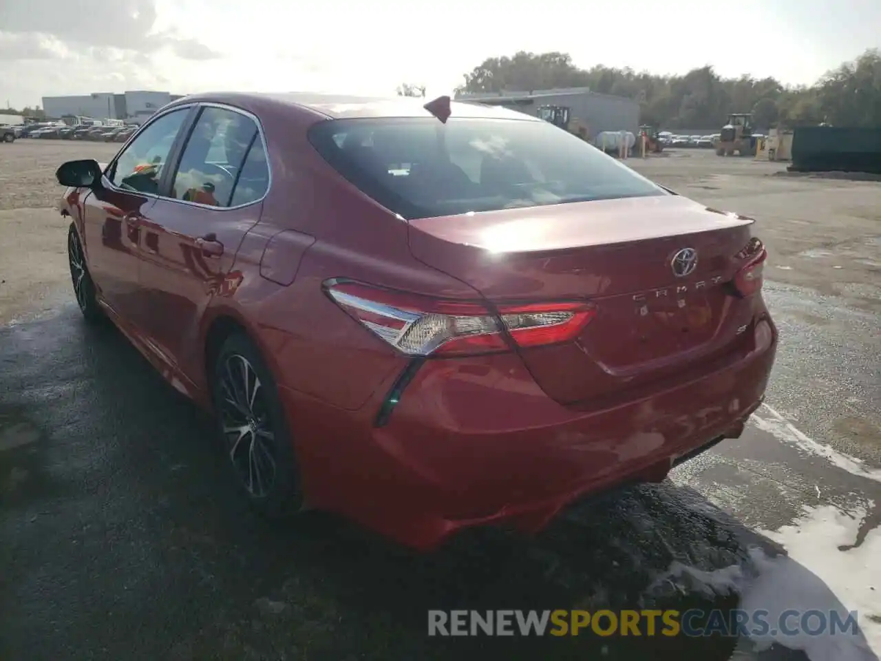 3 Photograph of a damaged car 4T1G11AK7LU321608 TOYOTA CAMRY 2020