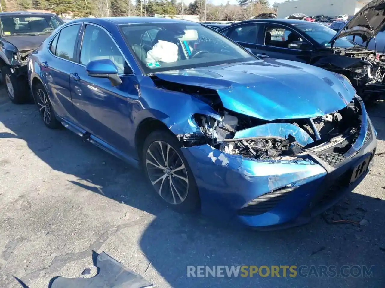 1 Photograph of a damaged car 4T1G11AK7LU327876 TOYOTA CAMRY 2020