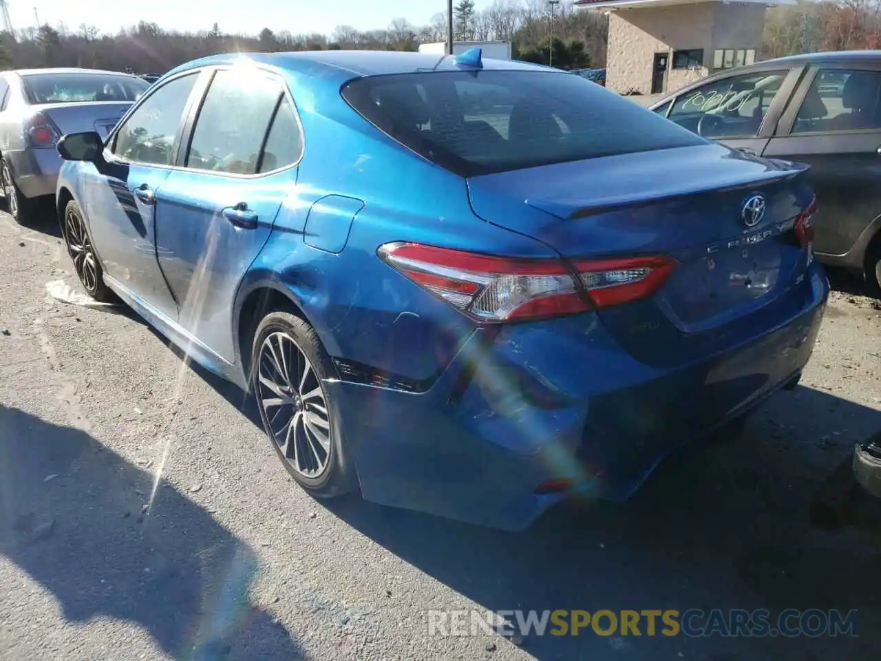 3 Photograph of a damaged car 4T1G11AK7LU327876 TOYOTA CAMRY 2020