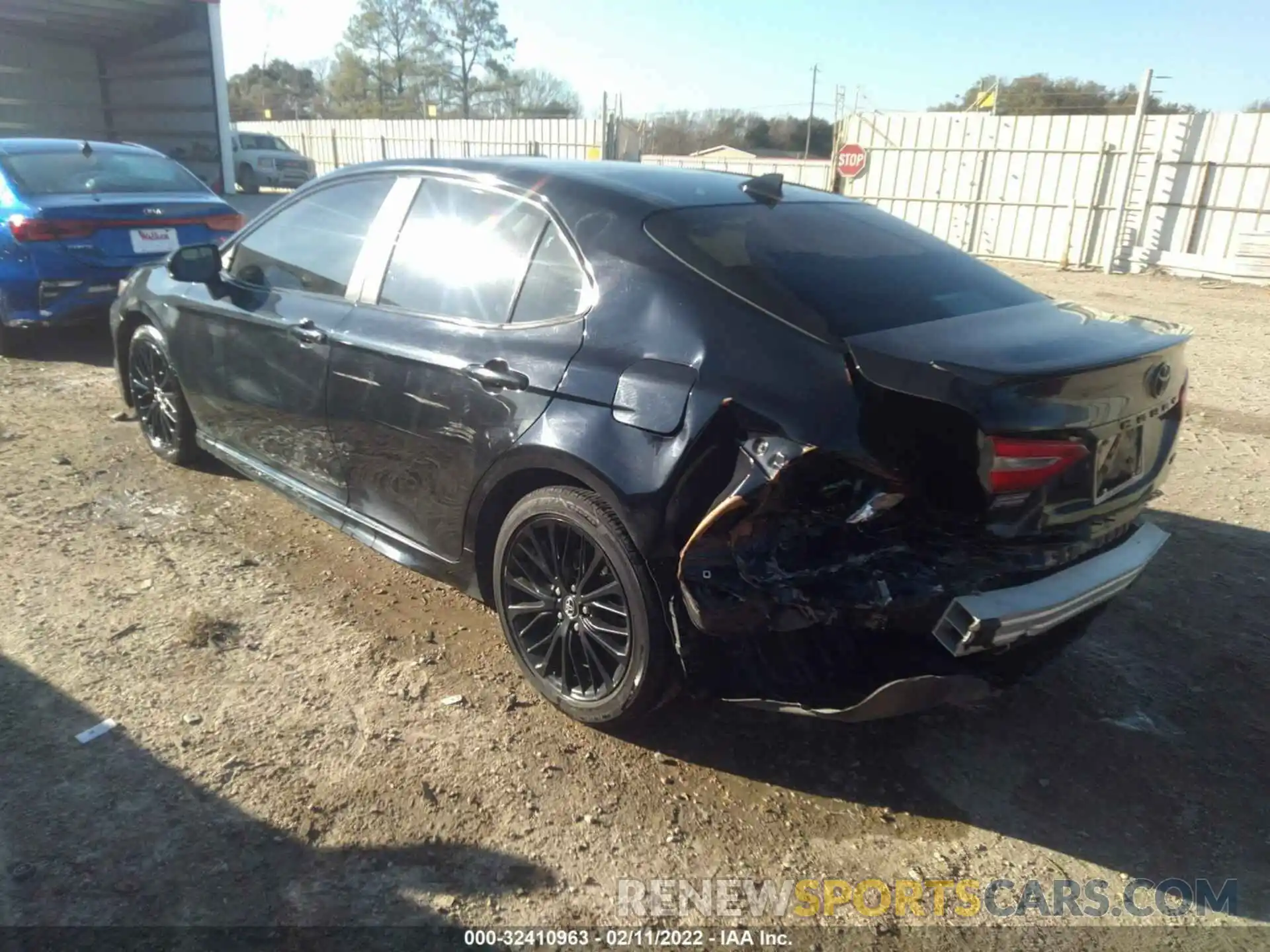 3 Photograph of a damaged car 4T1G11AK7LU328462 TOYOTA CAMRY 2020