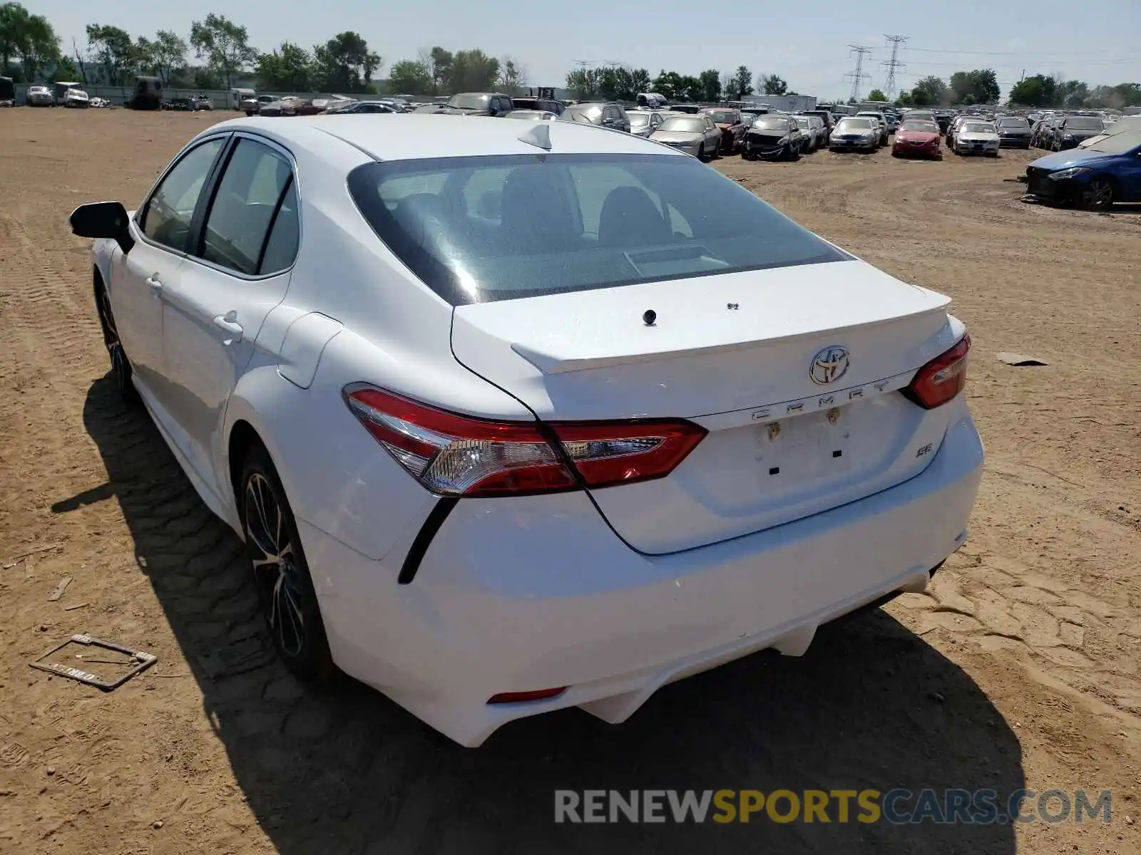 3 Photograph of a damaged car 4T1G11AK7LU328929 TOYOTA CAMRY 2020