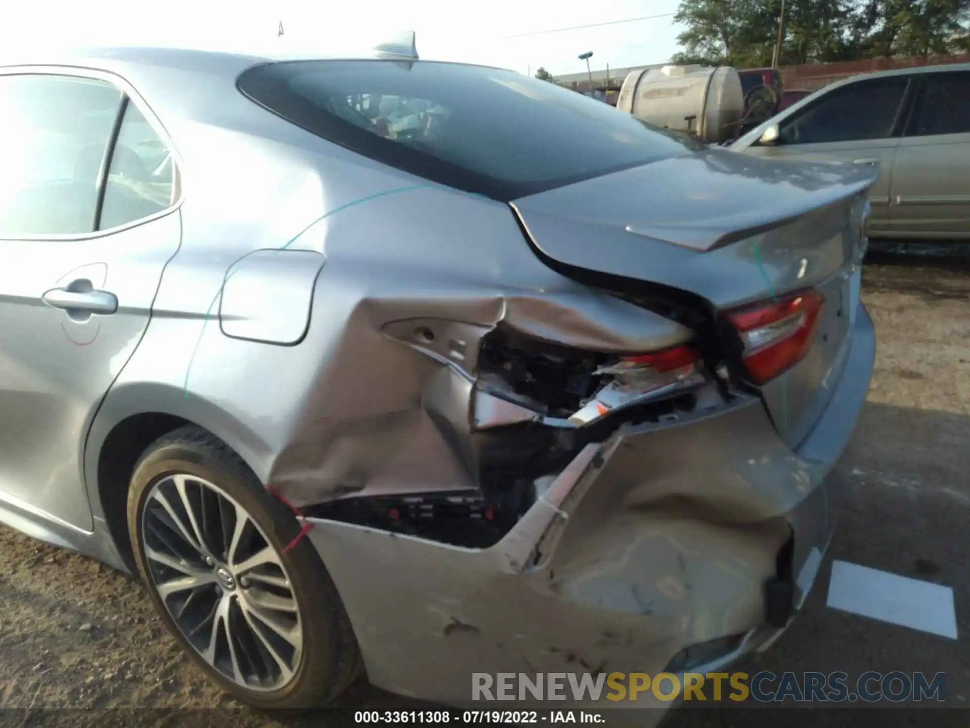 6 Photograph of a damaged car 4T1G11AK7LU329028 TOYOTA CAMRY 2020