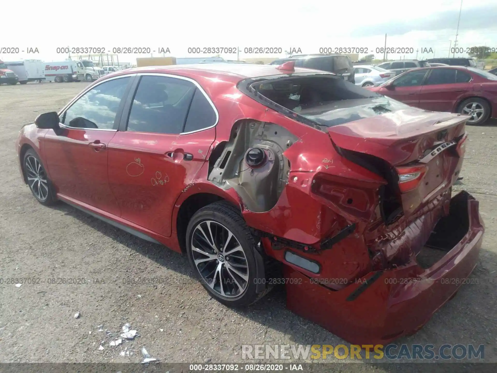 3 Photograph of a damaged car 4T1G11AK7LU329045 TOYOTA CAMRY 2020