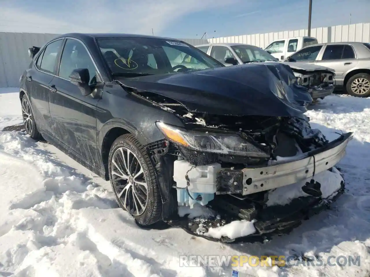 1 Photograph of a damaged car 4T1G11AK7LU330552 TOYOTA CAMRY 2020