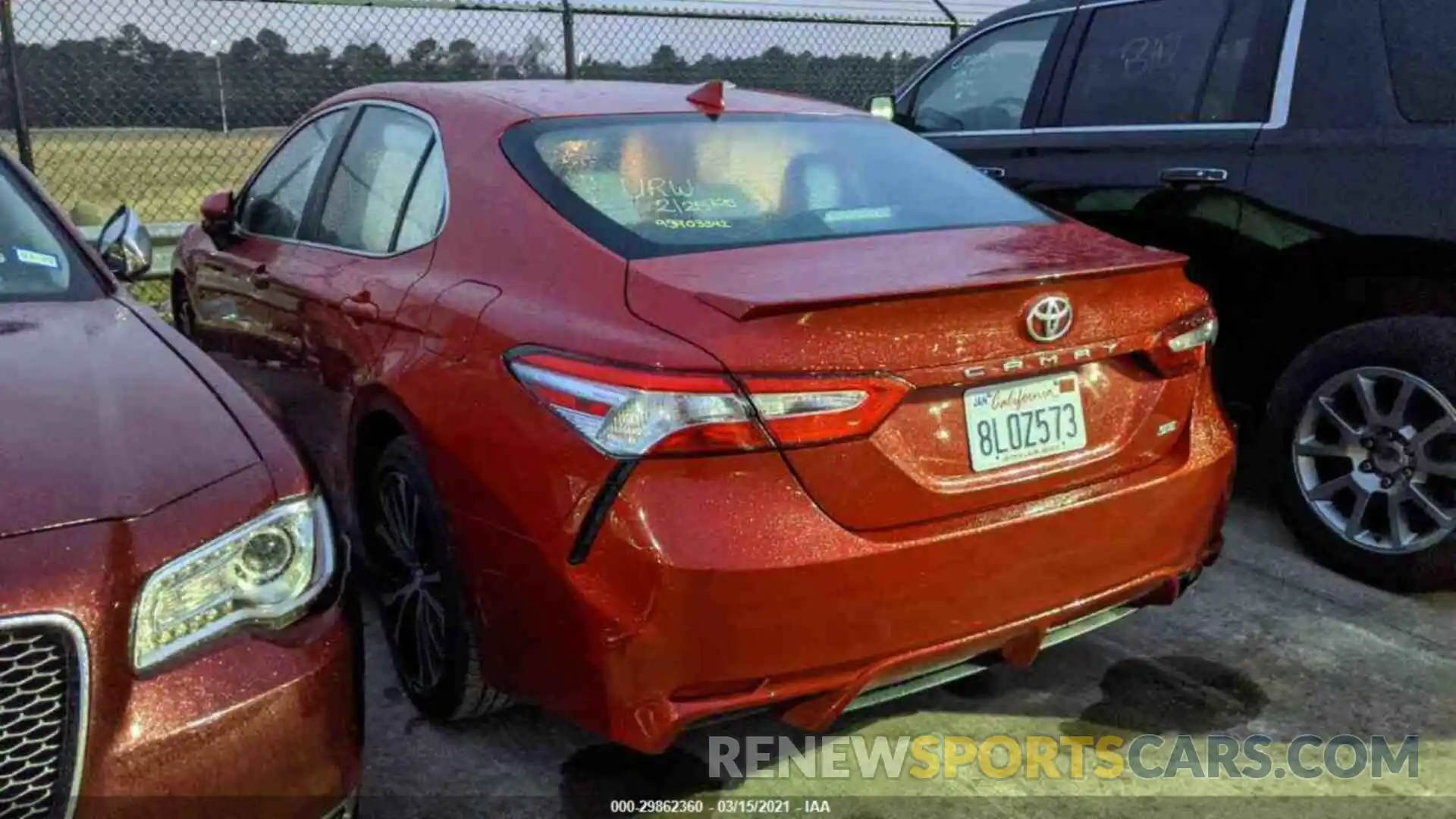 15 Photograph of a damaged car 4T1G11AK7LU334441 TOYOTA CAMRY 2020