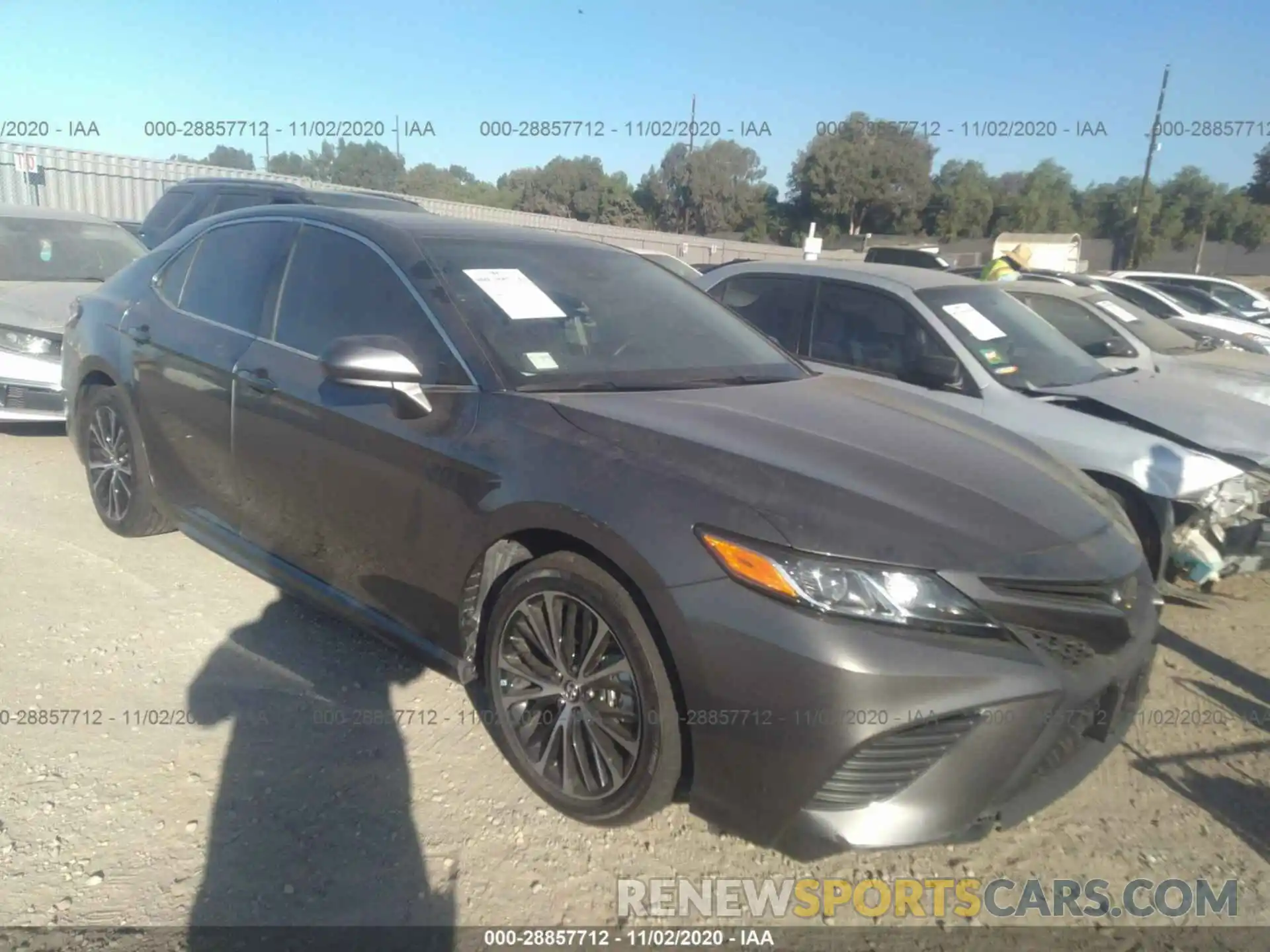 1 Photograph of a damaged car 4T1G11AK7LU335671 TOYOTA CAMRY 2020