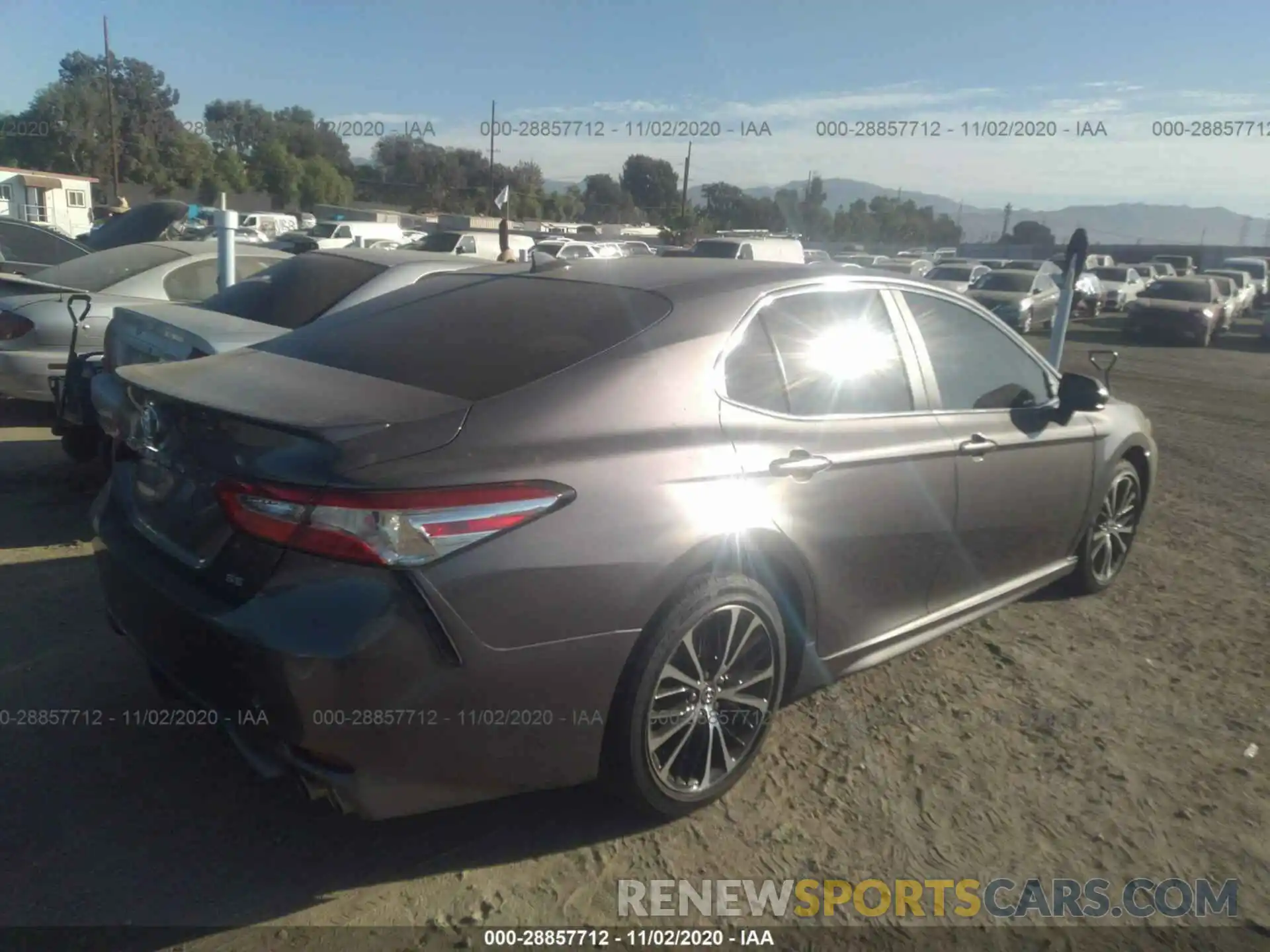 4 Photograph of a damaged car 4T1G11AK7LU335671 TOYOTA CAMRY 2020