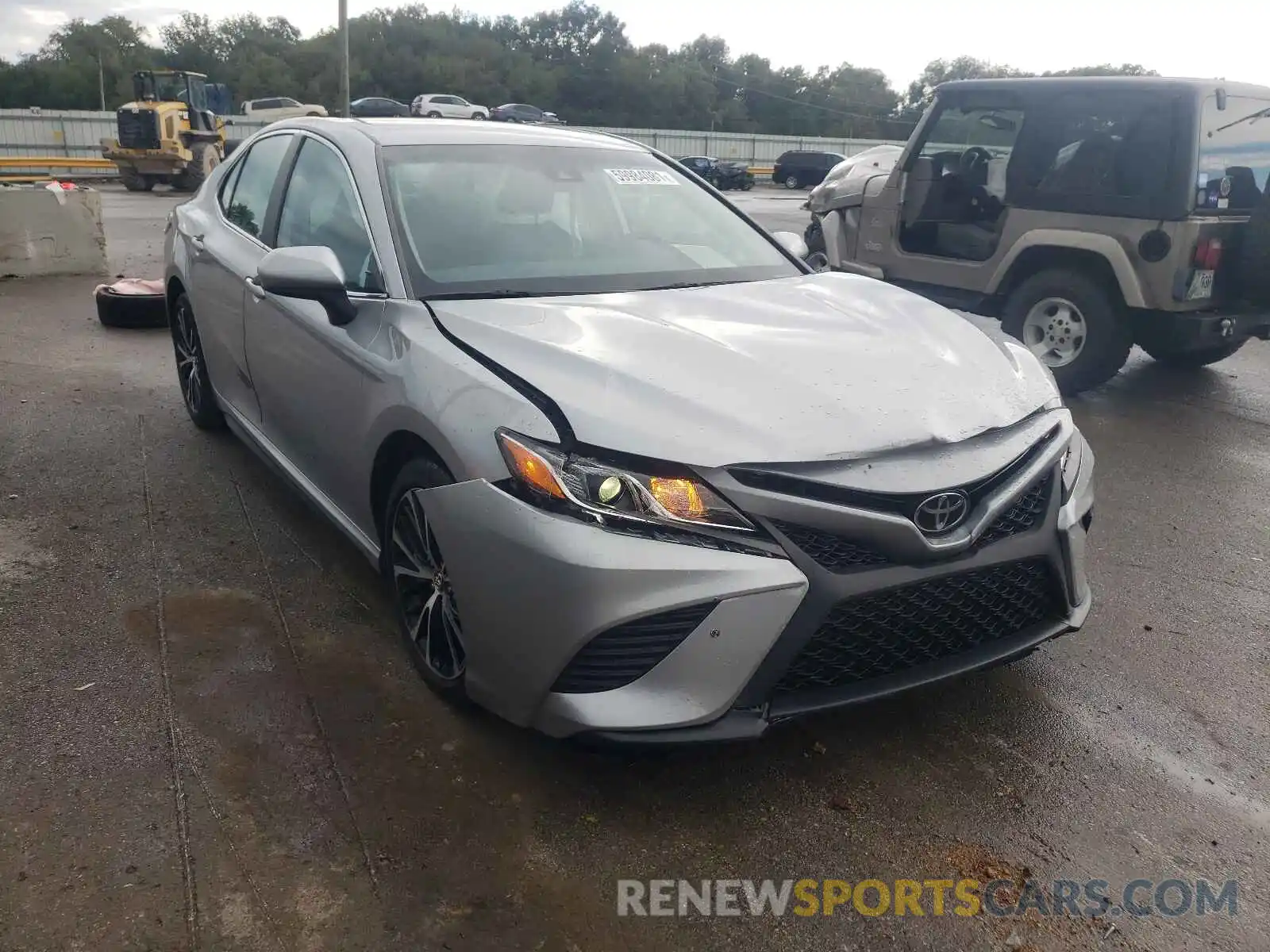 1 Photograph of a damaged car 4T1G11AK7LU335931 TOYOTA CAMRY 2020