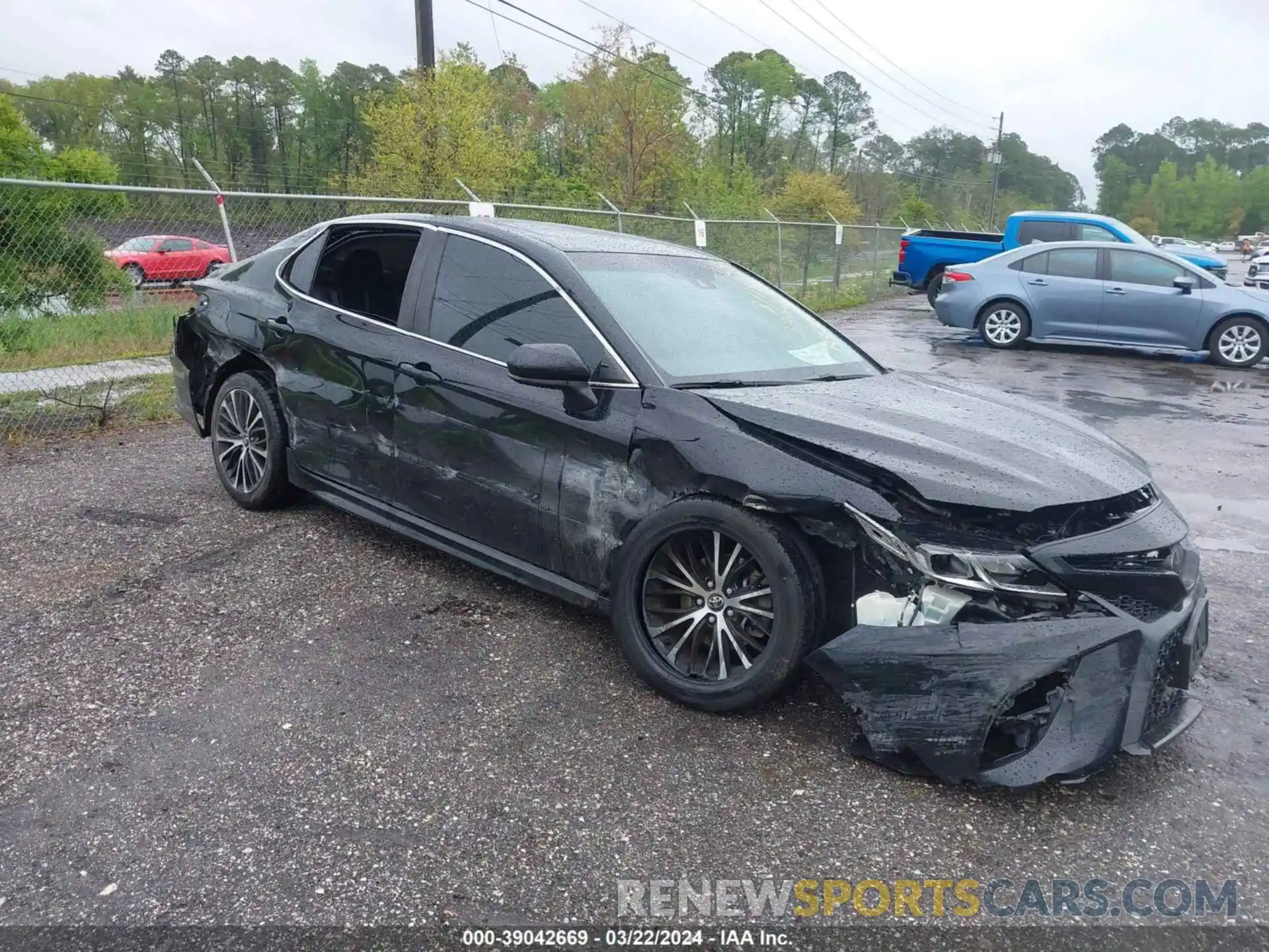 1 Photograph of a damaged car 4T1G11AK7LU336268 TOYOTA CAMRY 2020