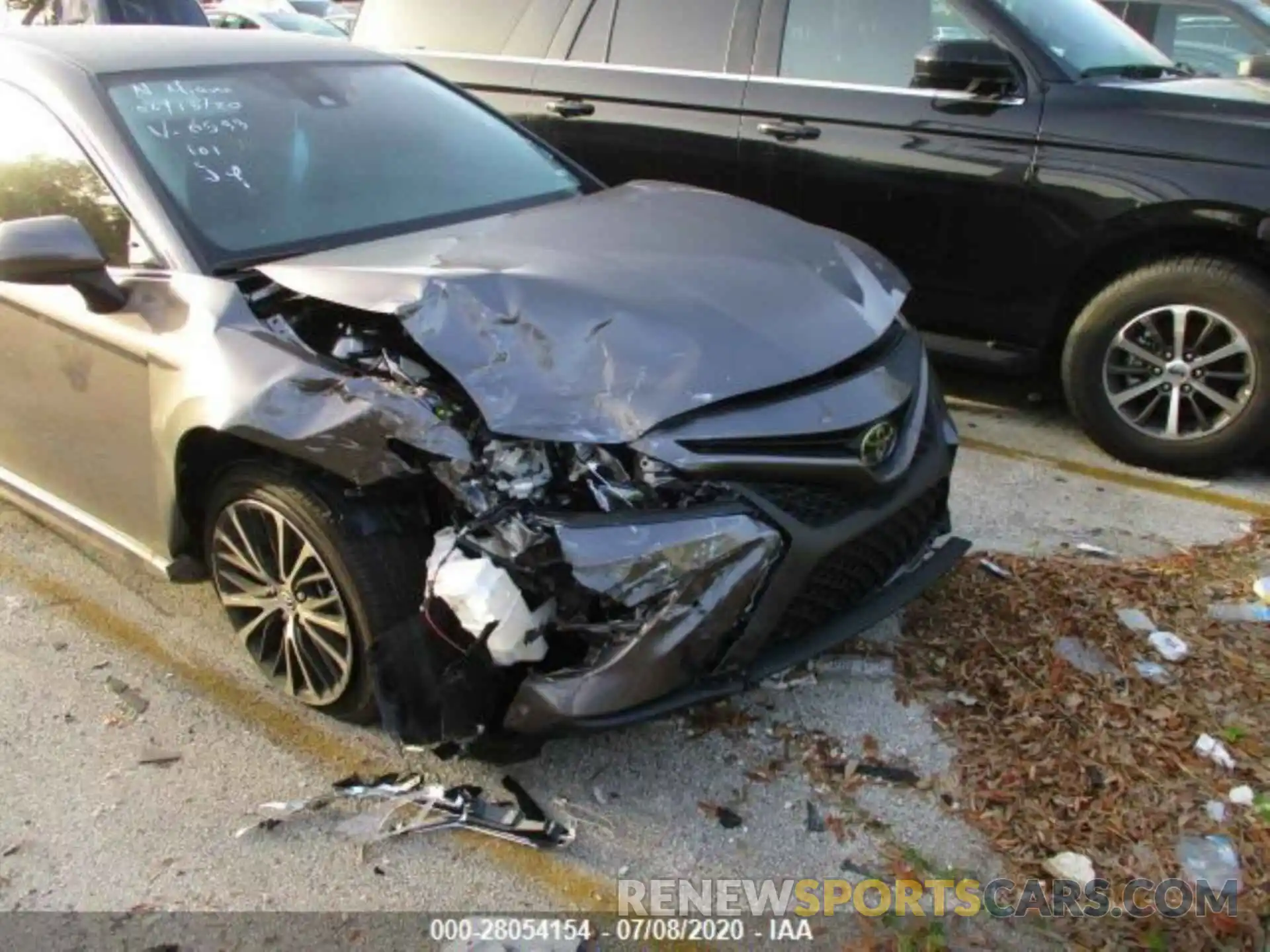 1 Photograph of a damaged car 4T1G11AK7LU340899 TOYOTA CAMRY 2020