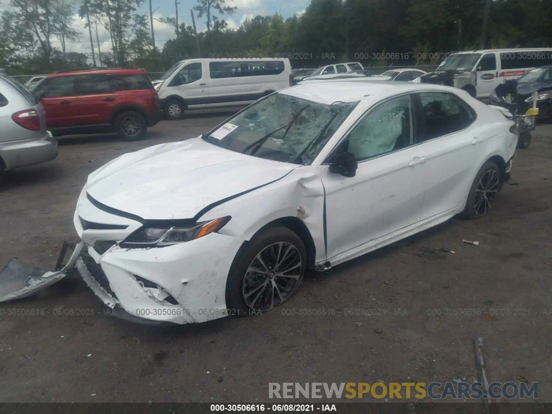 2 Photograph of a damaged car 4T1G11AK7LU343981 TOYOTA CAMRY 2020