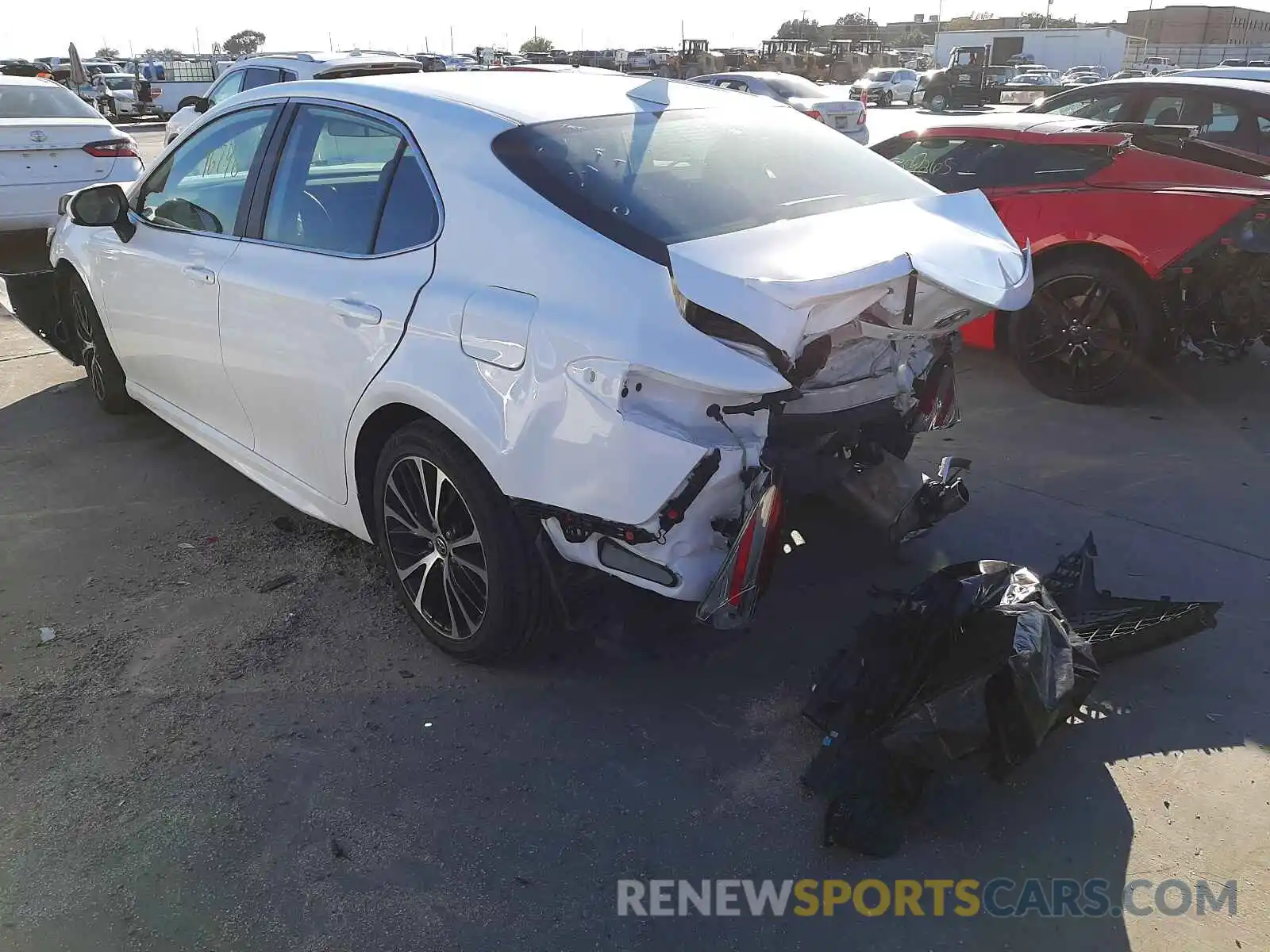 3 Photograph of a damaged car 4T1G11AK7LU344886 TOYOTA CAMRY 2020