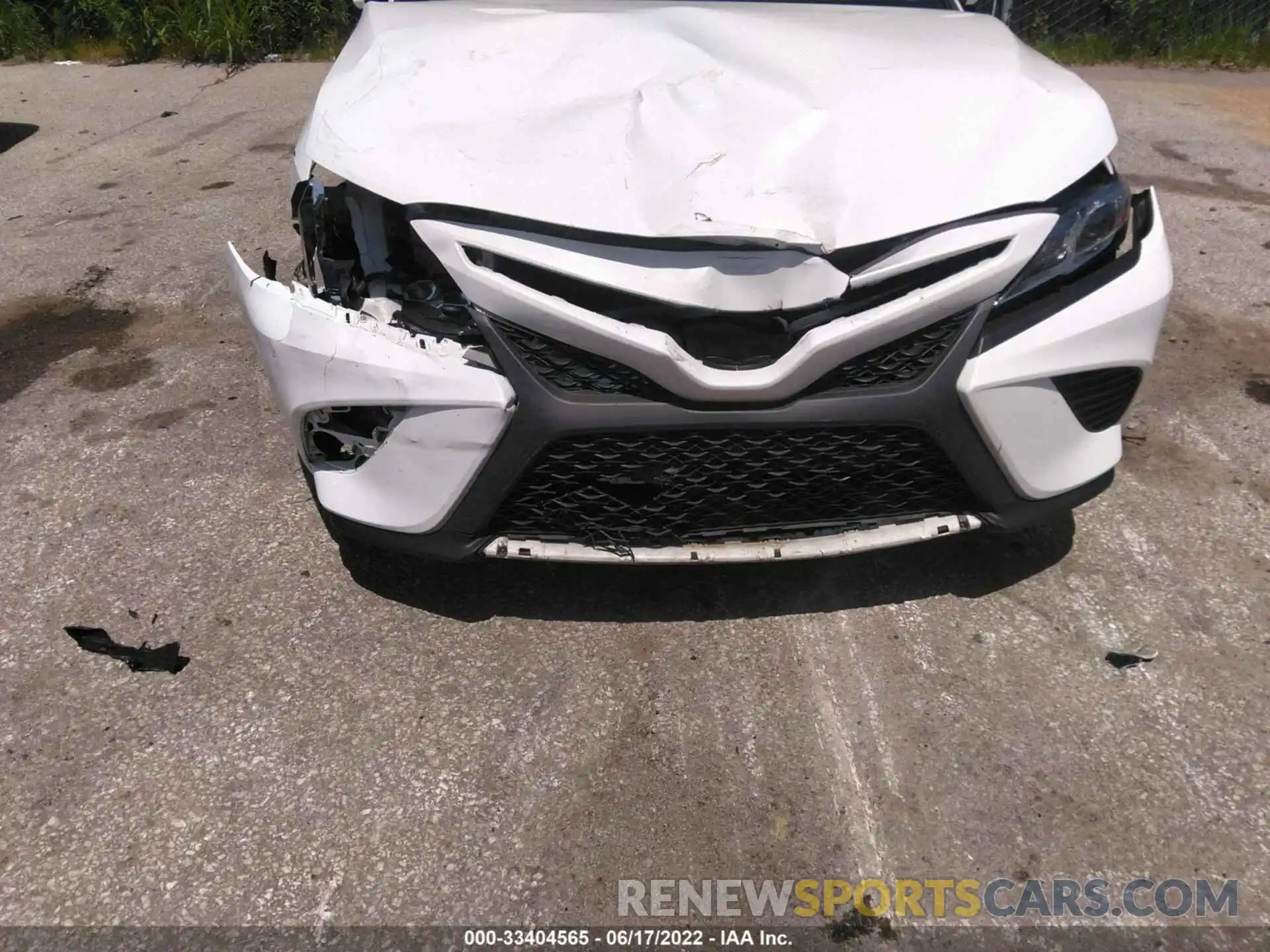 6 Photograph of a damaged car 4T1G11AK7LU346766 TOYOTA CAMRY 2020