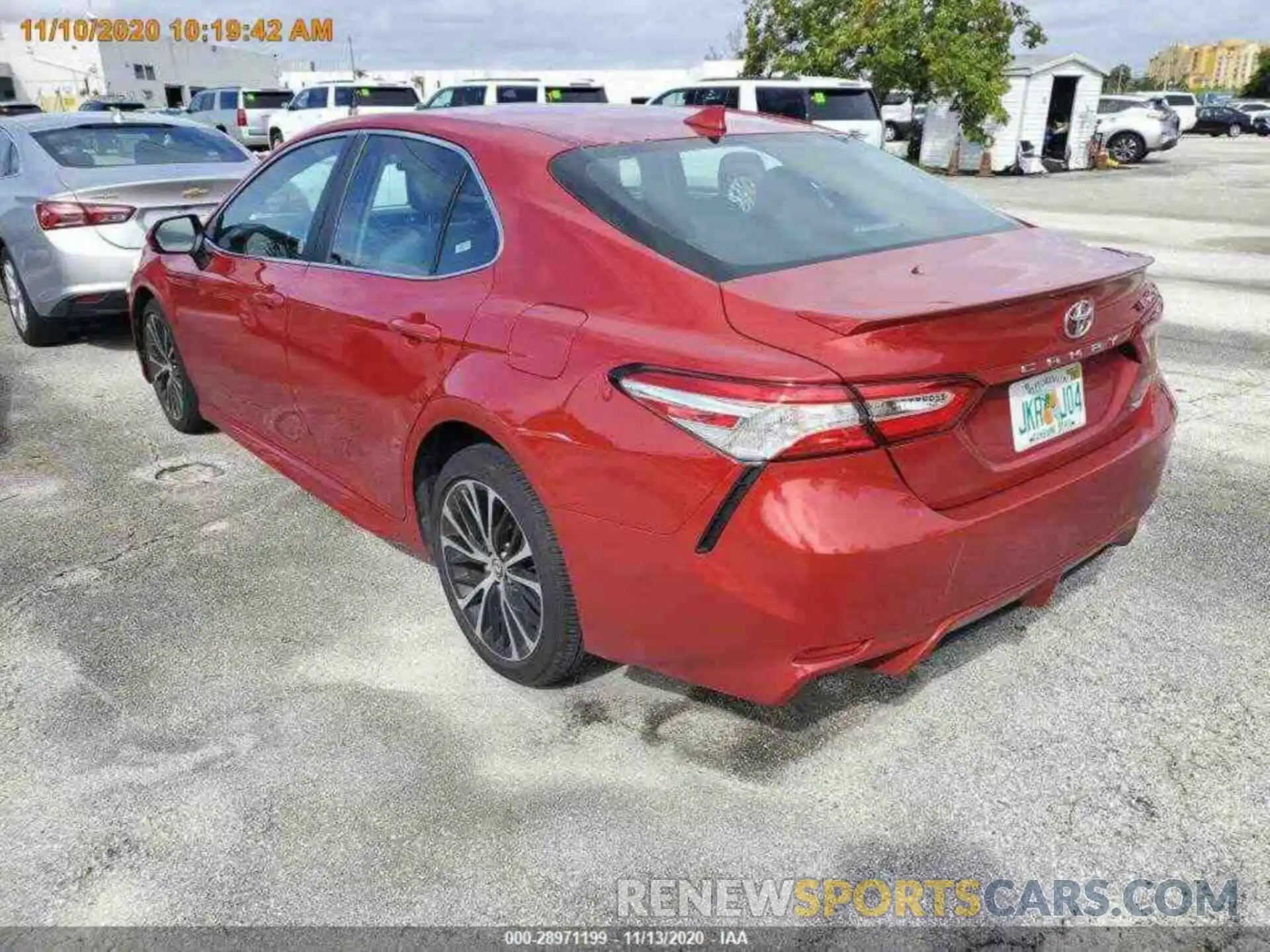 11 Photograph of a damaged car 4T1G11AK7LU347979 TOYOTA CAMRY 2020