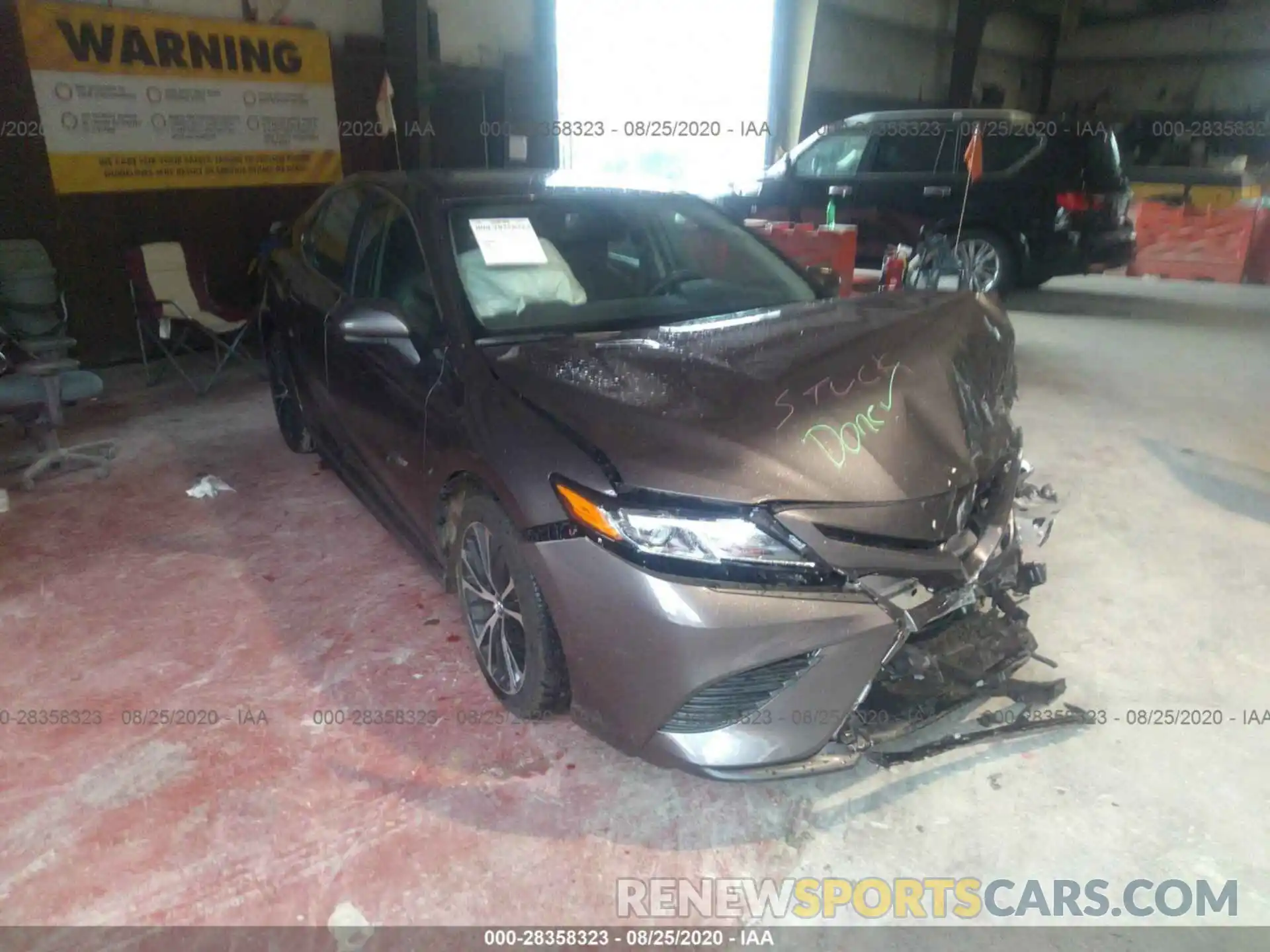 1 Photograph of a damaged car 4T1G11AK7LU347996 TOYOTA CAMRY 2020