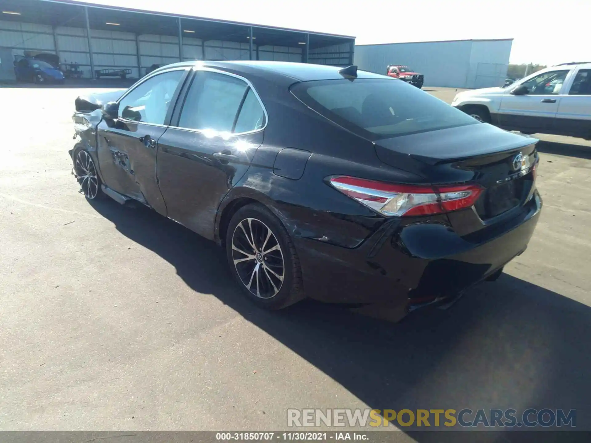 3 Photograph of a damaged car 4T1G11AK7LU349330 TOYOTA CAMRY 2020