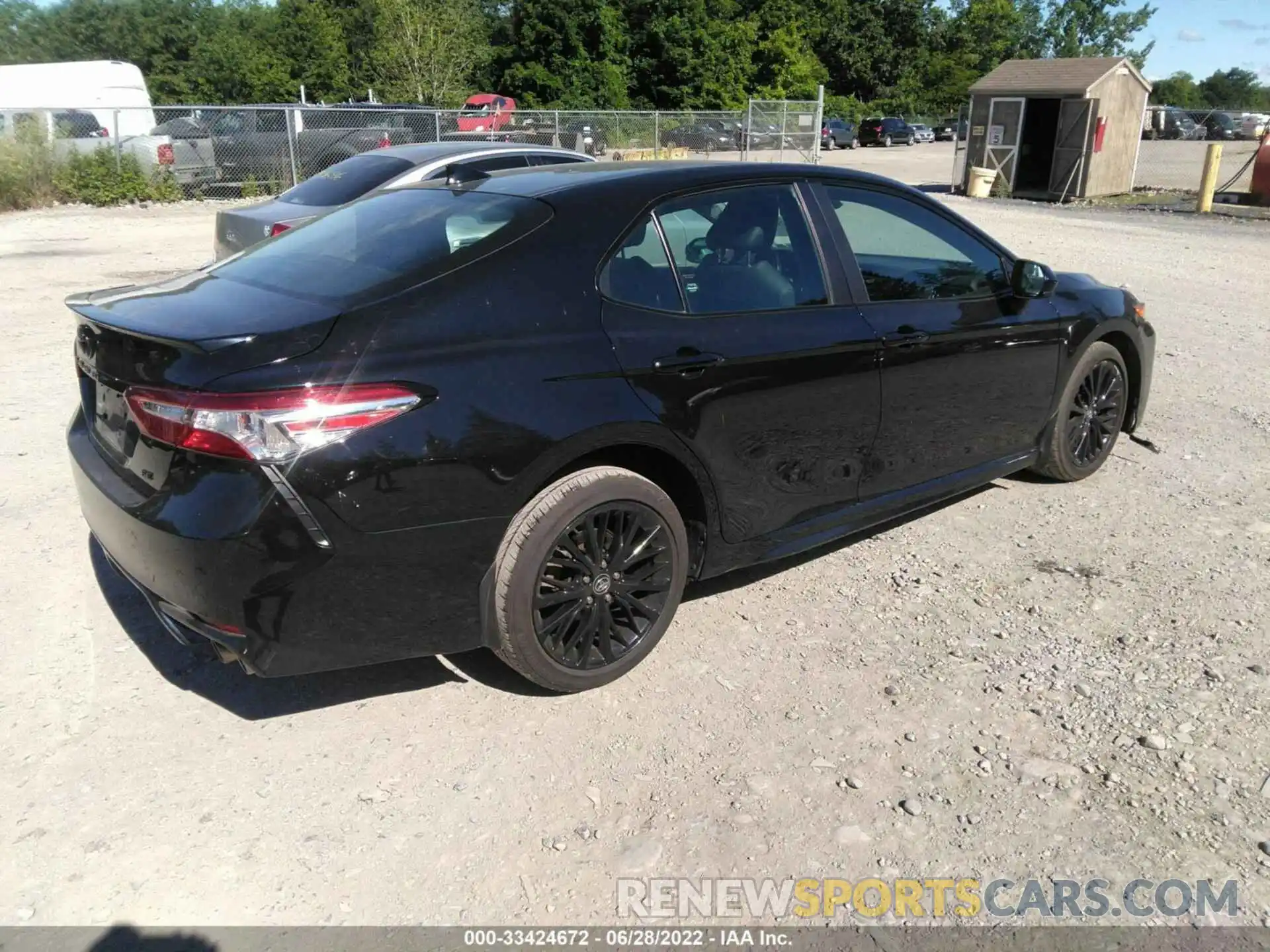 4 Photograph of a damaged car 4T1G11AK7LU351062 TOYOTA CAMRY 2020