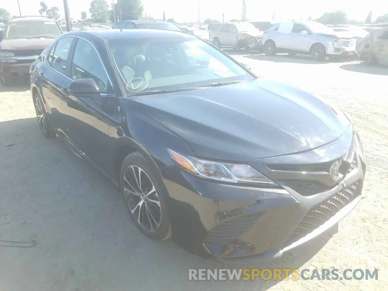 1 Photograph of a damaged car 4T1G11AK7LU352373 TOYOTA CAMRY 2020