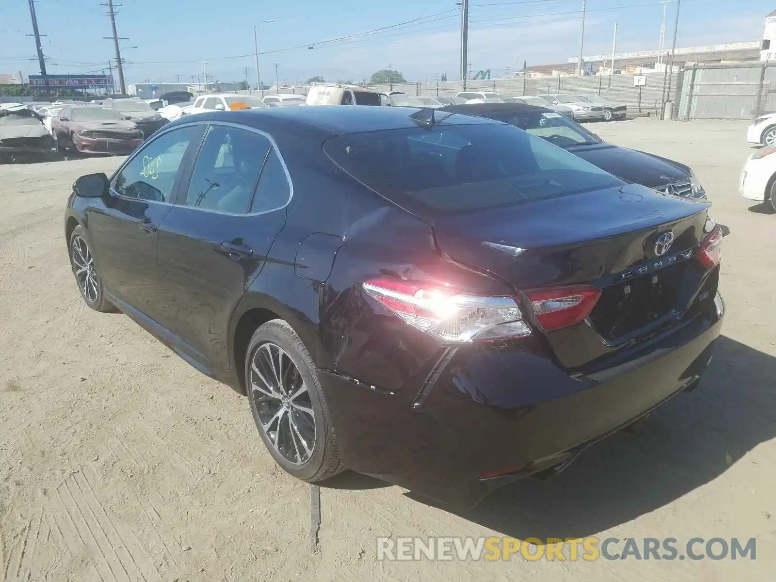 3 Photograph of a damaged car 4T1G11AK7LU352373 TOYOTA CAMRY 2020