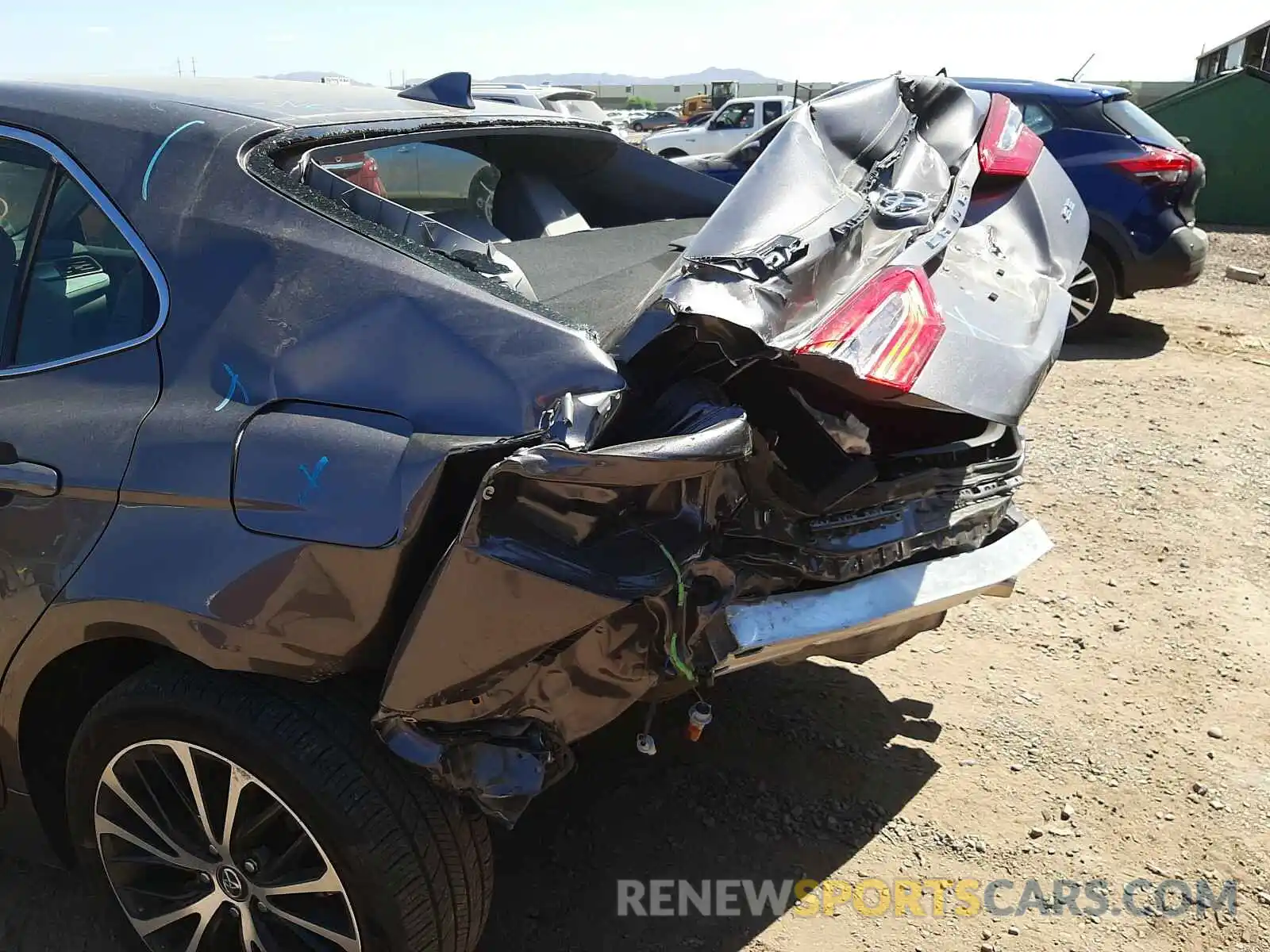 9 Photograph of a damaged car 4T1G11AK7LU352650 TOYOTA CAMRY 2020