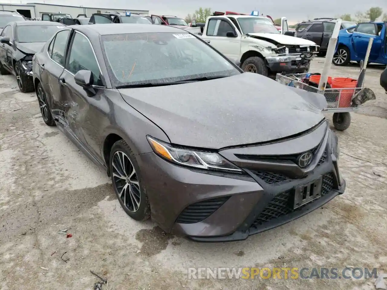 1 Photograph of a damaged car 4T1G11AK7LU356973 TOYOTA CAMRY 2020