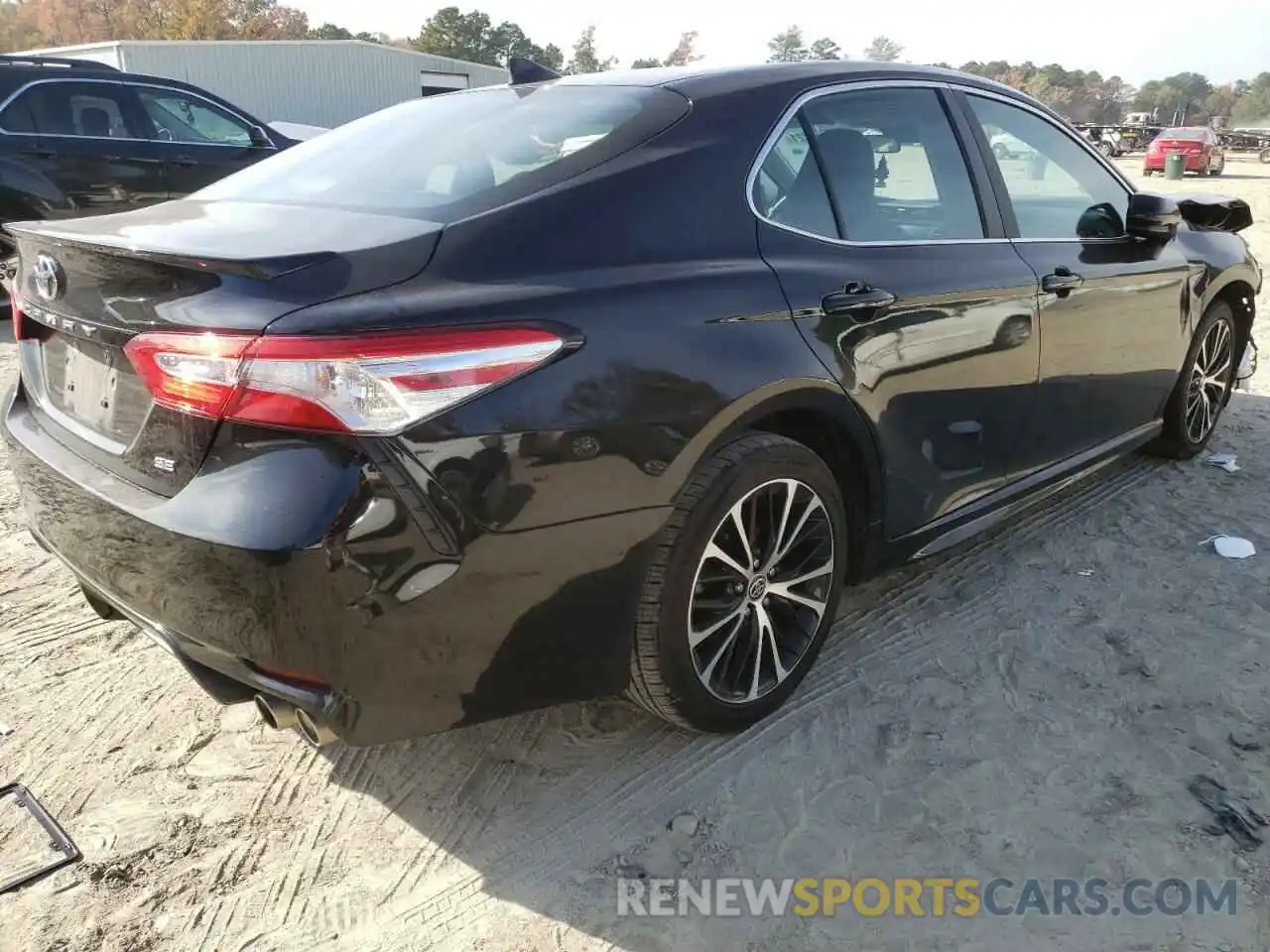 4 Photograph of a damaged car 4T1G11AK7LU357153 TOYOTA CAMRY 2020