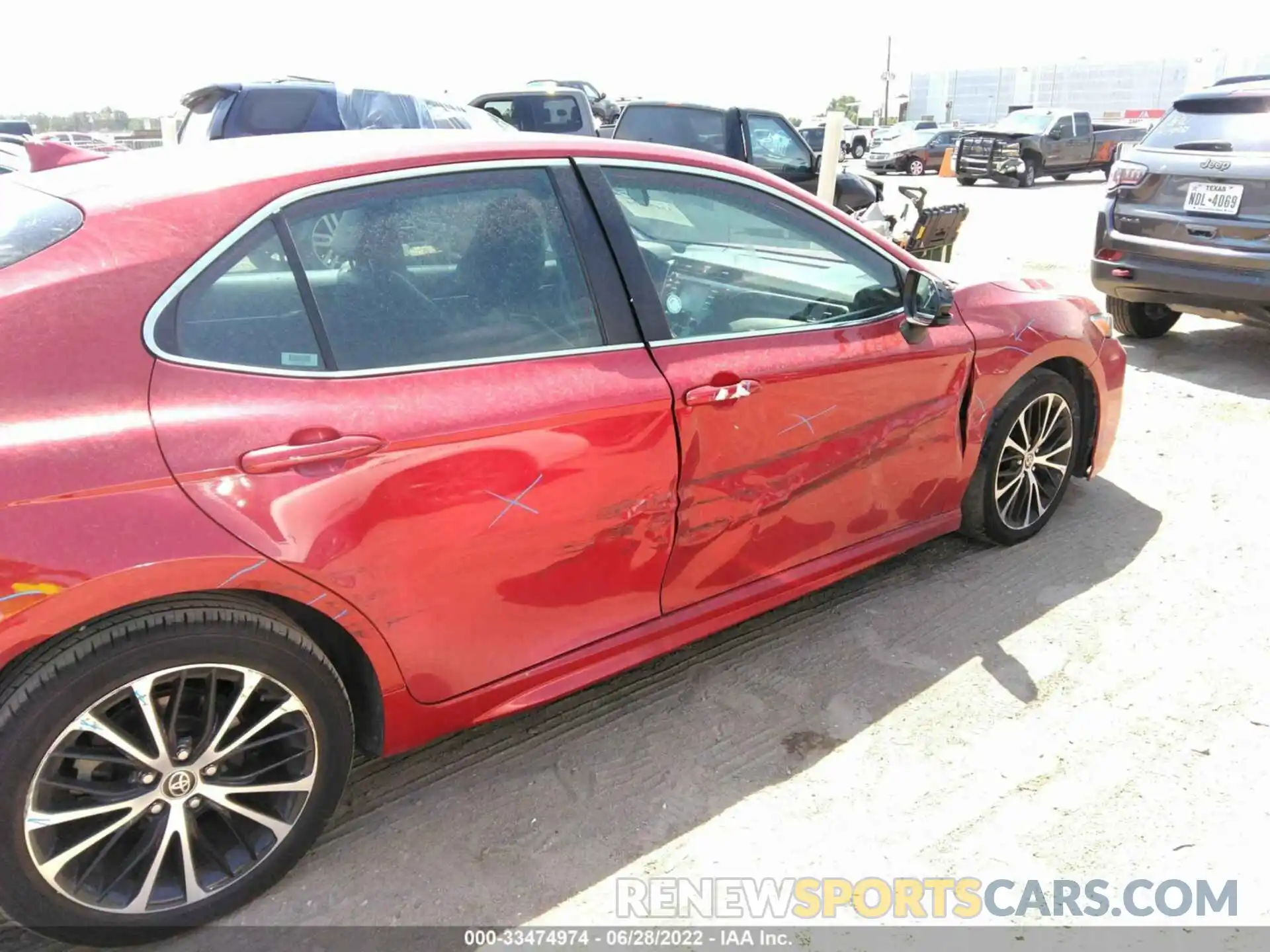 6 Photograph of a damaged car 4T1G11AK7LU358769 TOYOTA CAMRY 2020