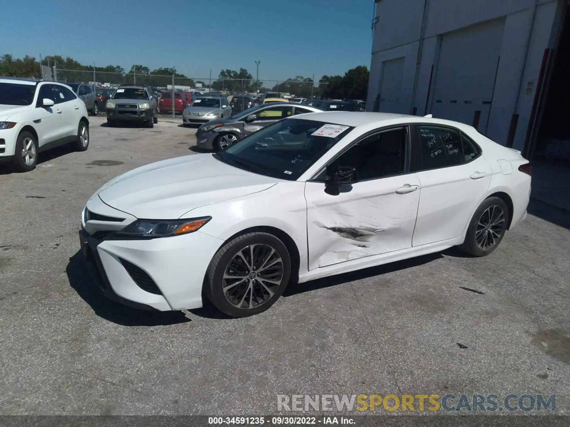 6 Photograph of a damaged car 4T1G11AK7LU360358 TOYOTA CAMRY 2020