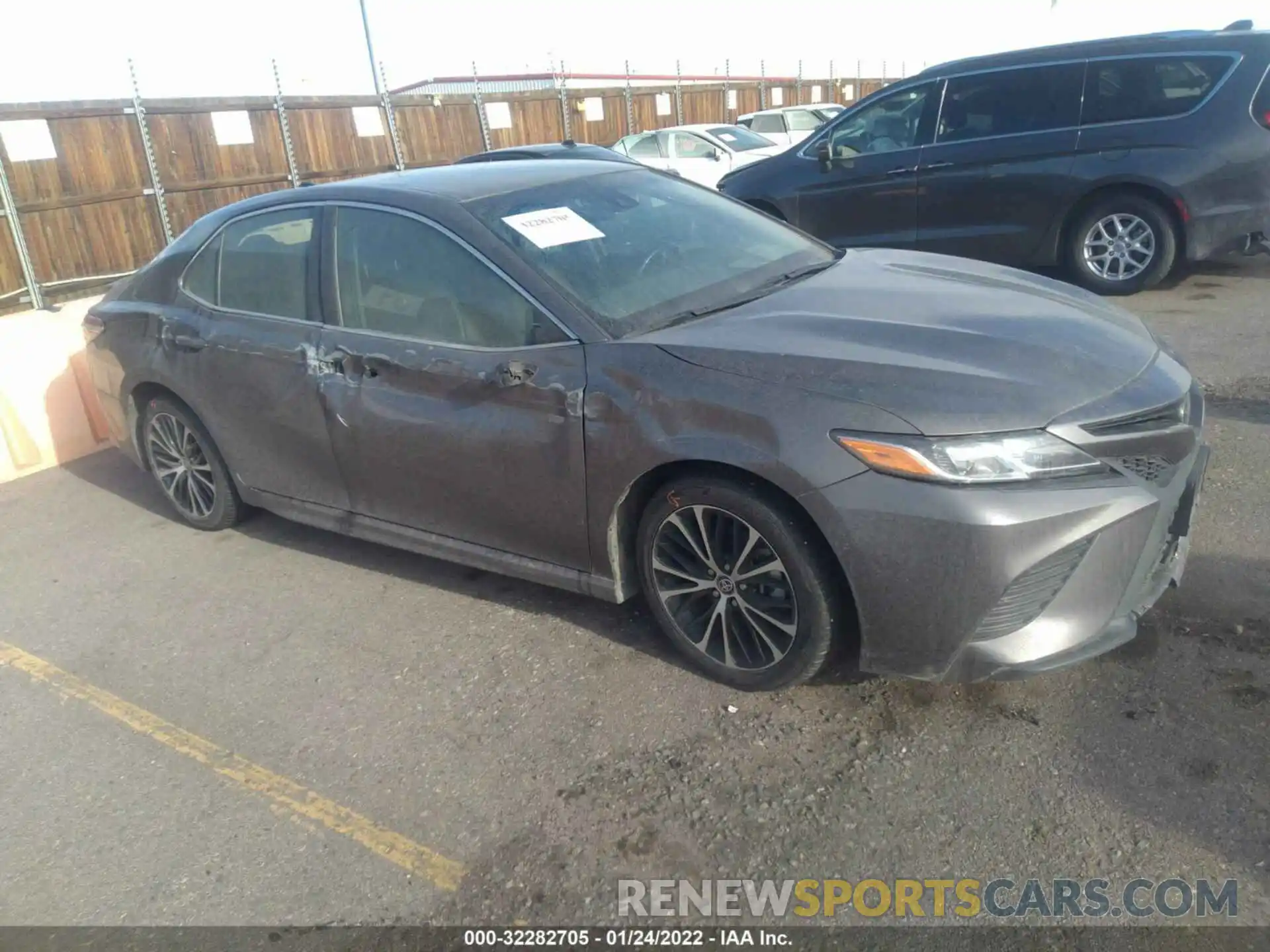 1 Photograph of a damaged car 4T1G11AK7LU362868 TOYOTA CAMRY 2020