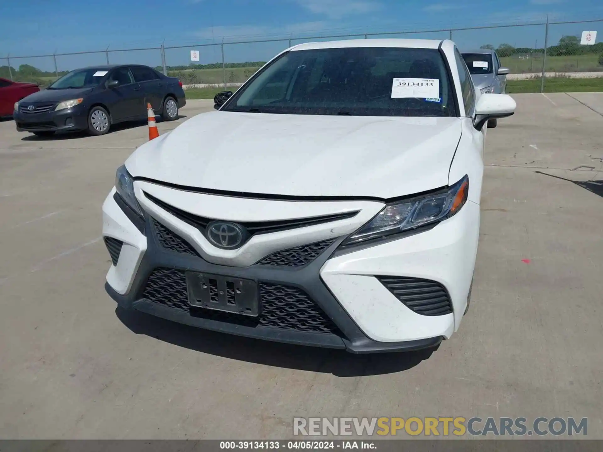 12 Photograph of a damaged car 4T1G11AK7LU366953 TOYOTA CAMRY 2020