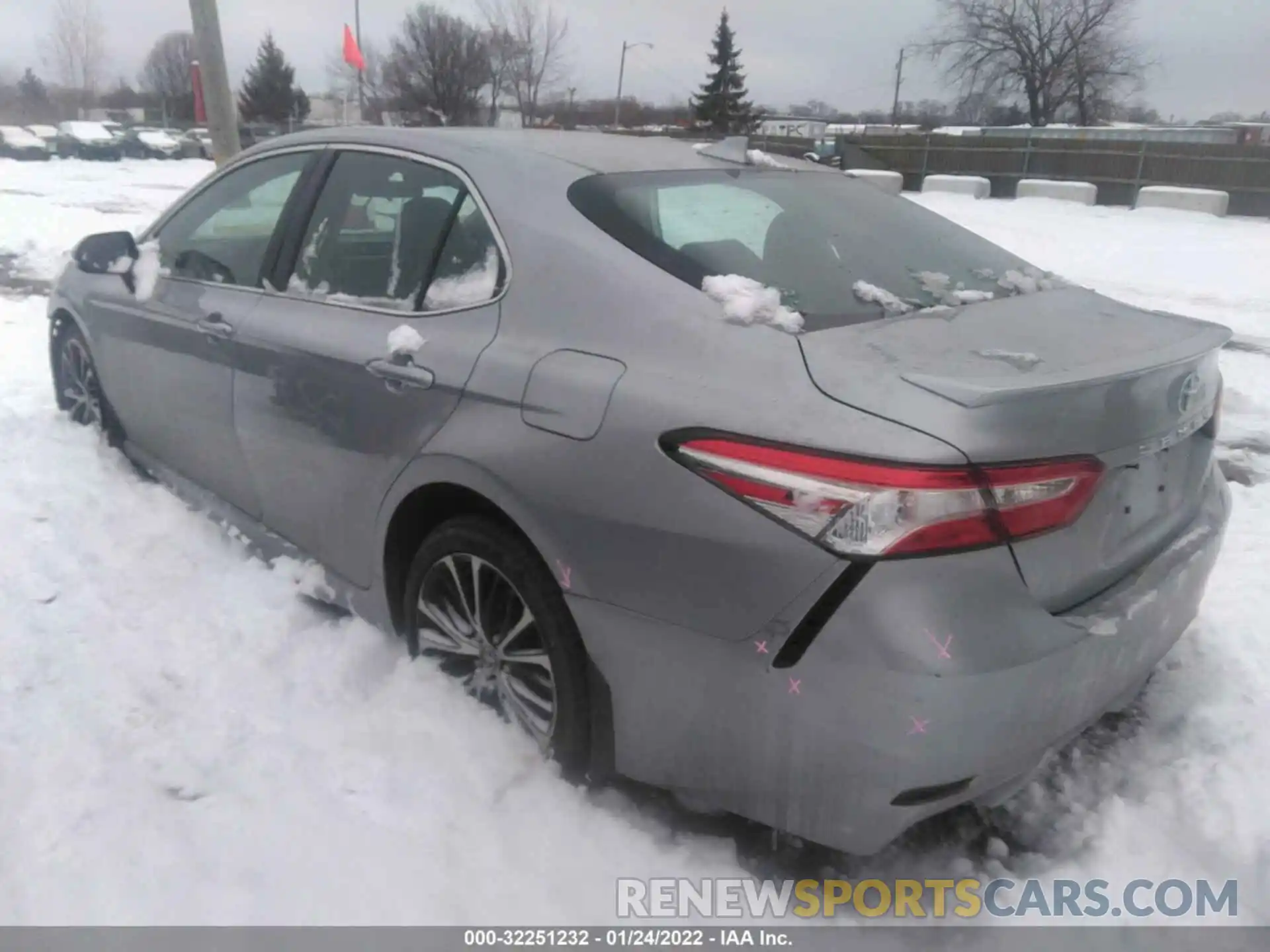 3 Photograph of a damaged car 4T1G11AK7LU367570 TOYOTA CAMRY 2020