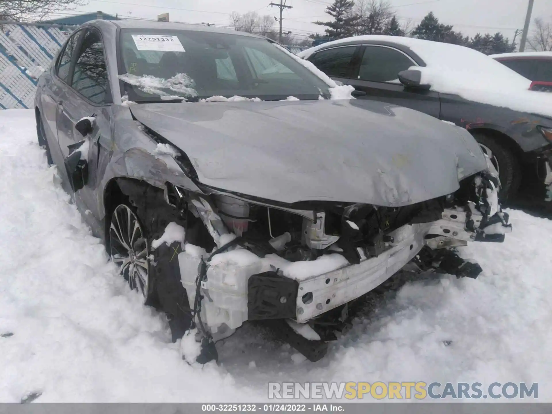 6 Photograph of a damaged car 4T1G11AK7LU367570 TOYOTA CAMRY 2020