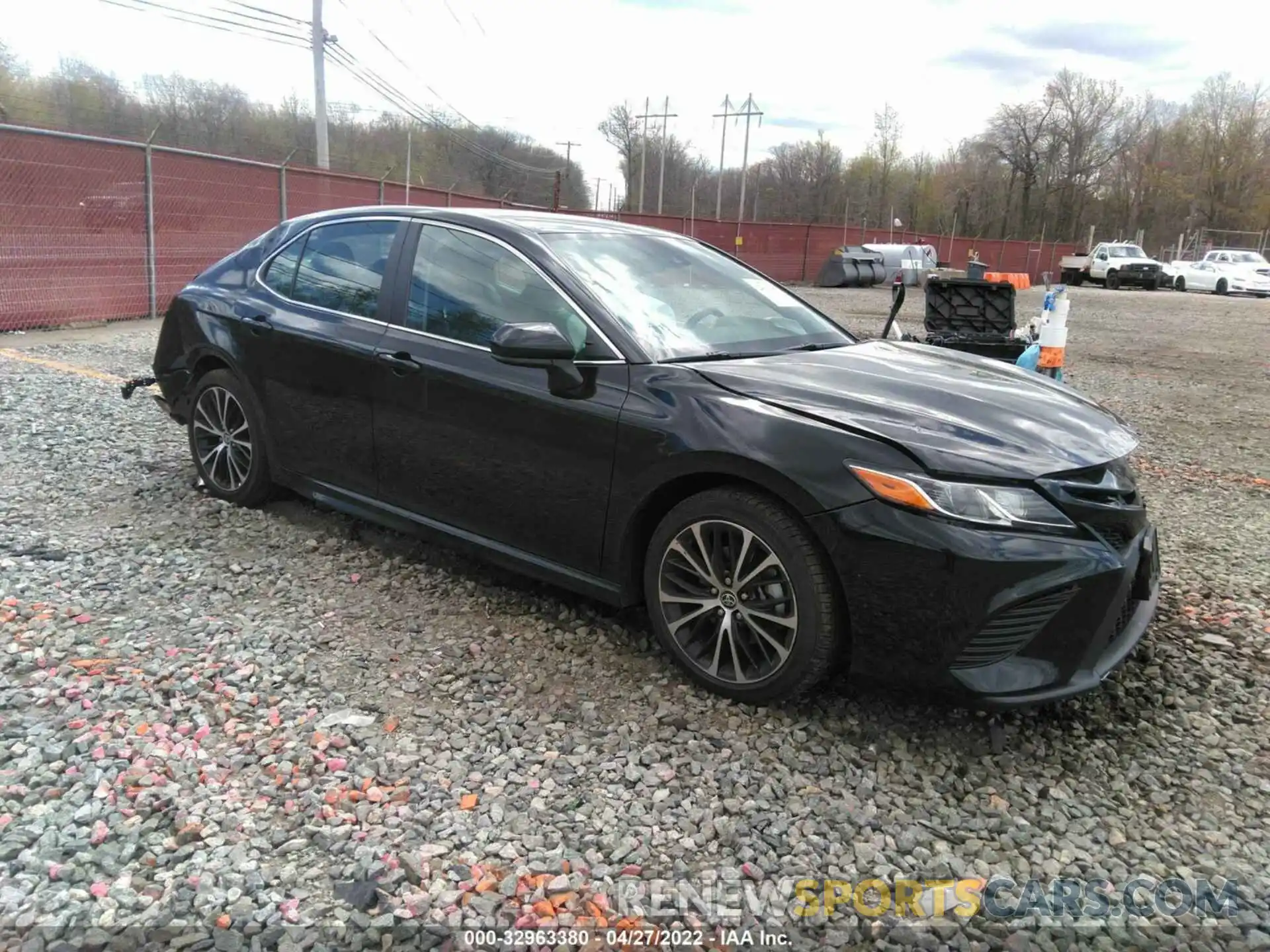 1 Photograph of a damaged car 4T1G11AK7LU368122 TOYOTA CAMRY 2020