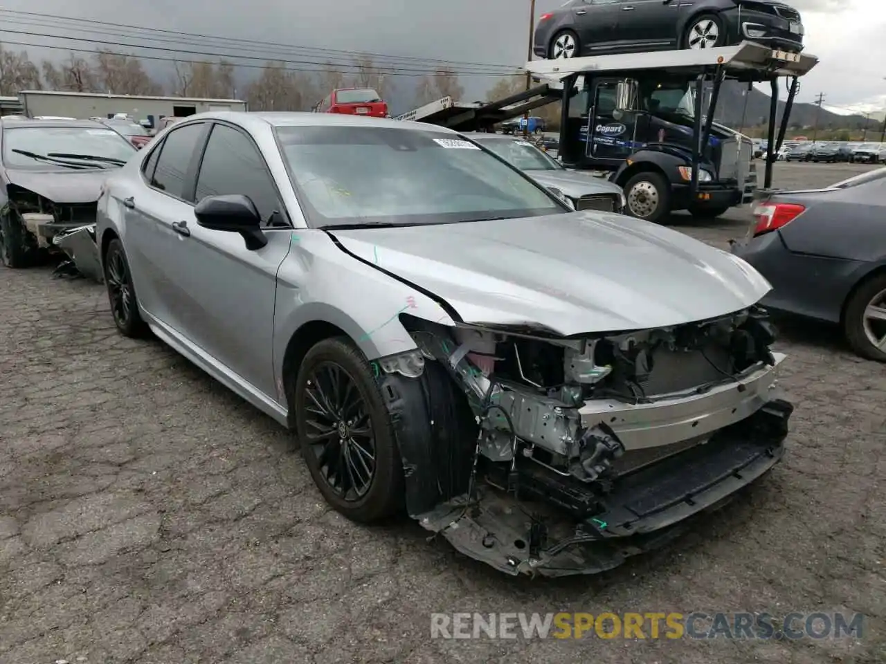 1 Photograph of a damaged car 4T1G11AK7LU370761 TOYOTA CAMRY 2020