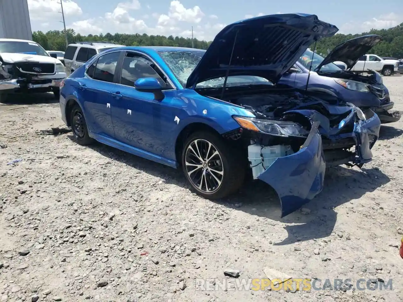 1 Photograph of a damaged car 4T1G11AK7LU372591 TOYOTA CAMRY 2020