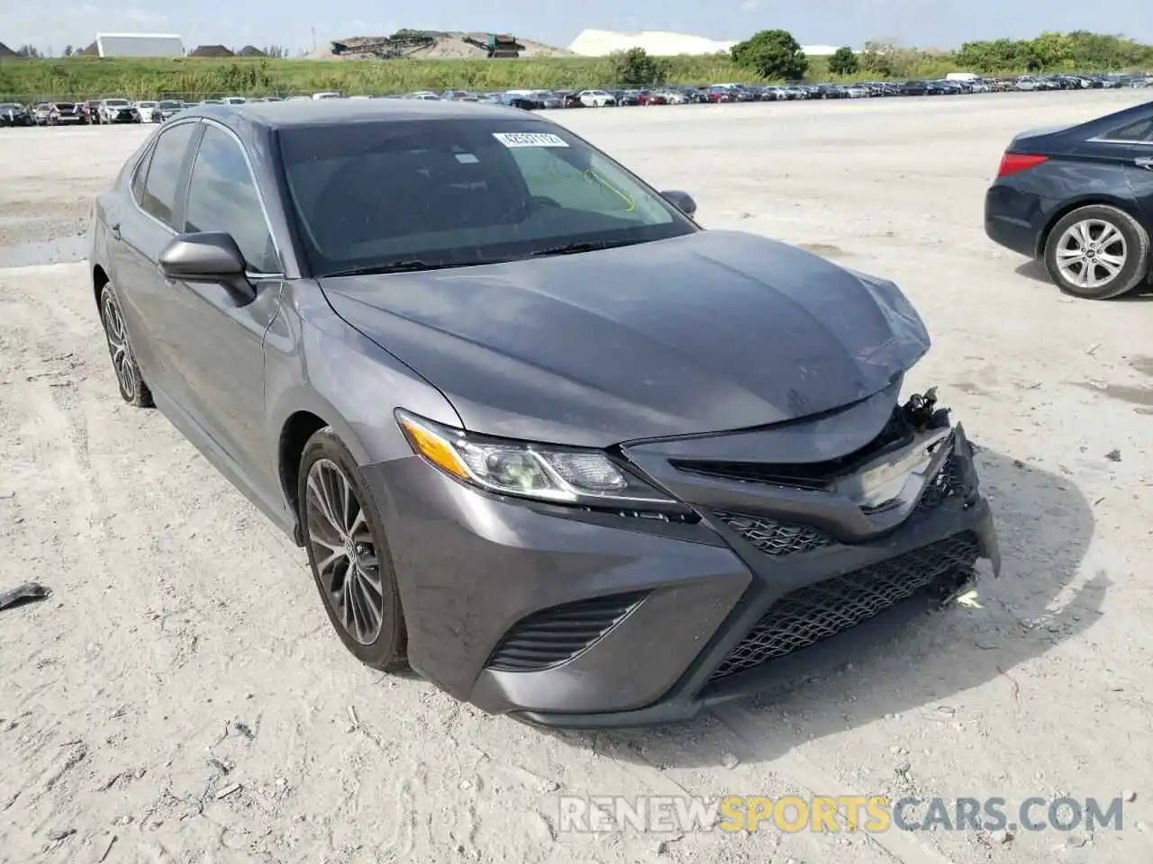 1 Photograph of a damaged car 4T1G11AK7LU382490 TOYOTA CAMRY 2020