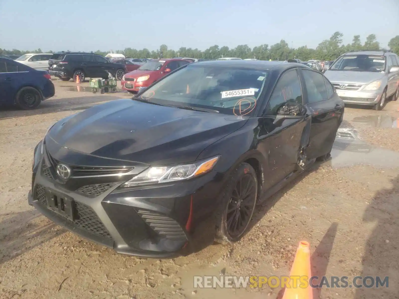 2 Photograph of a damaged car 4T1G11AK7LU400034 TOYOTA CAMRY 2020