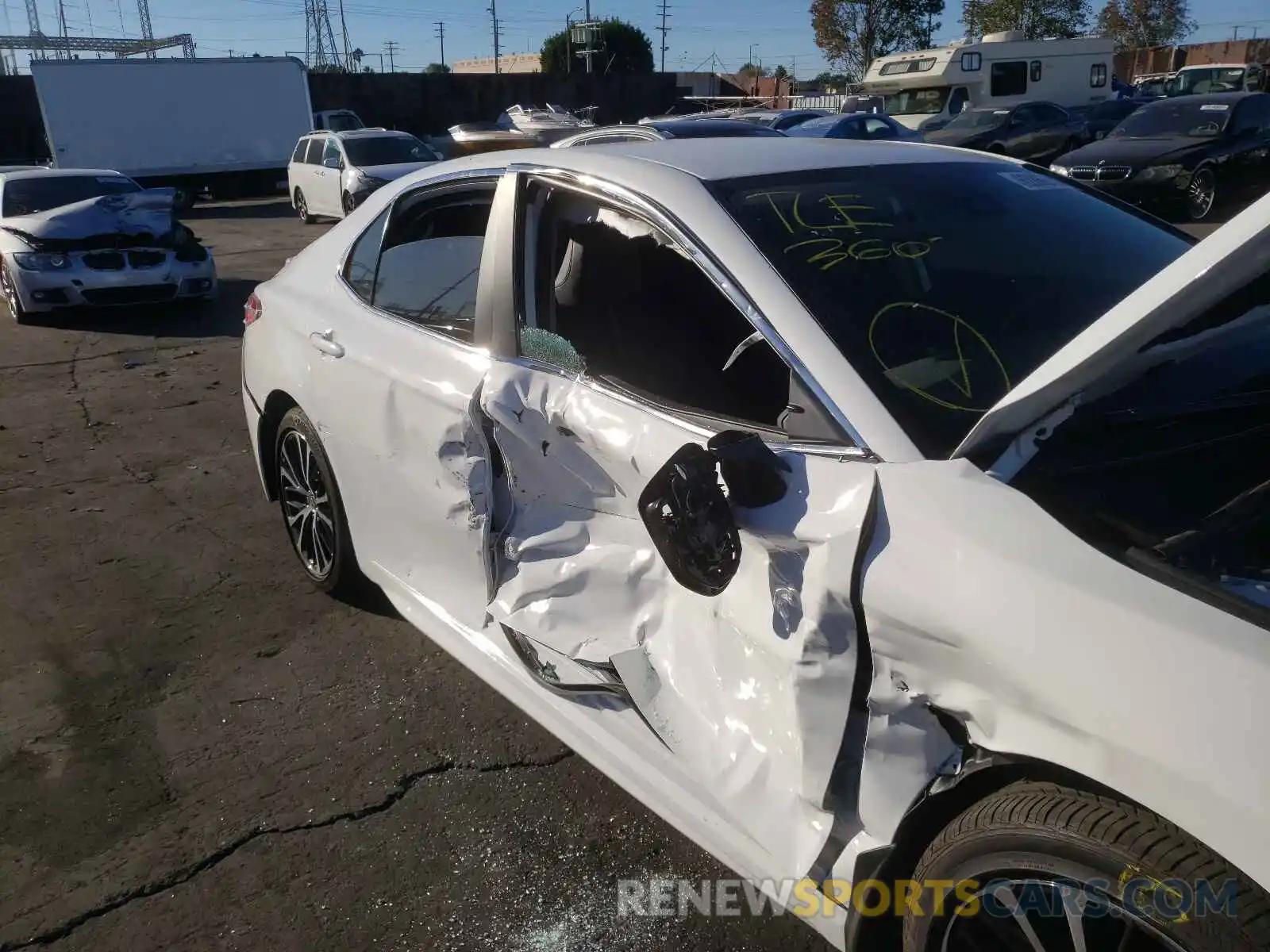 9 Photograph of a damaged car 4T1G11AK7LU507651 TOYOTA CAMRY 2020