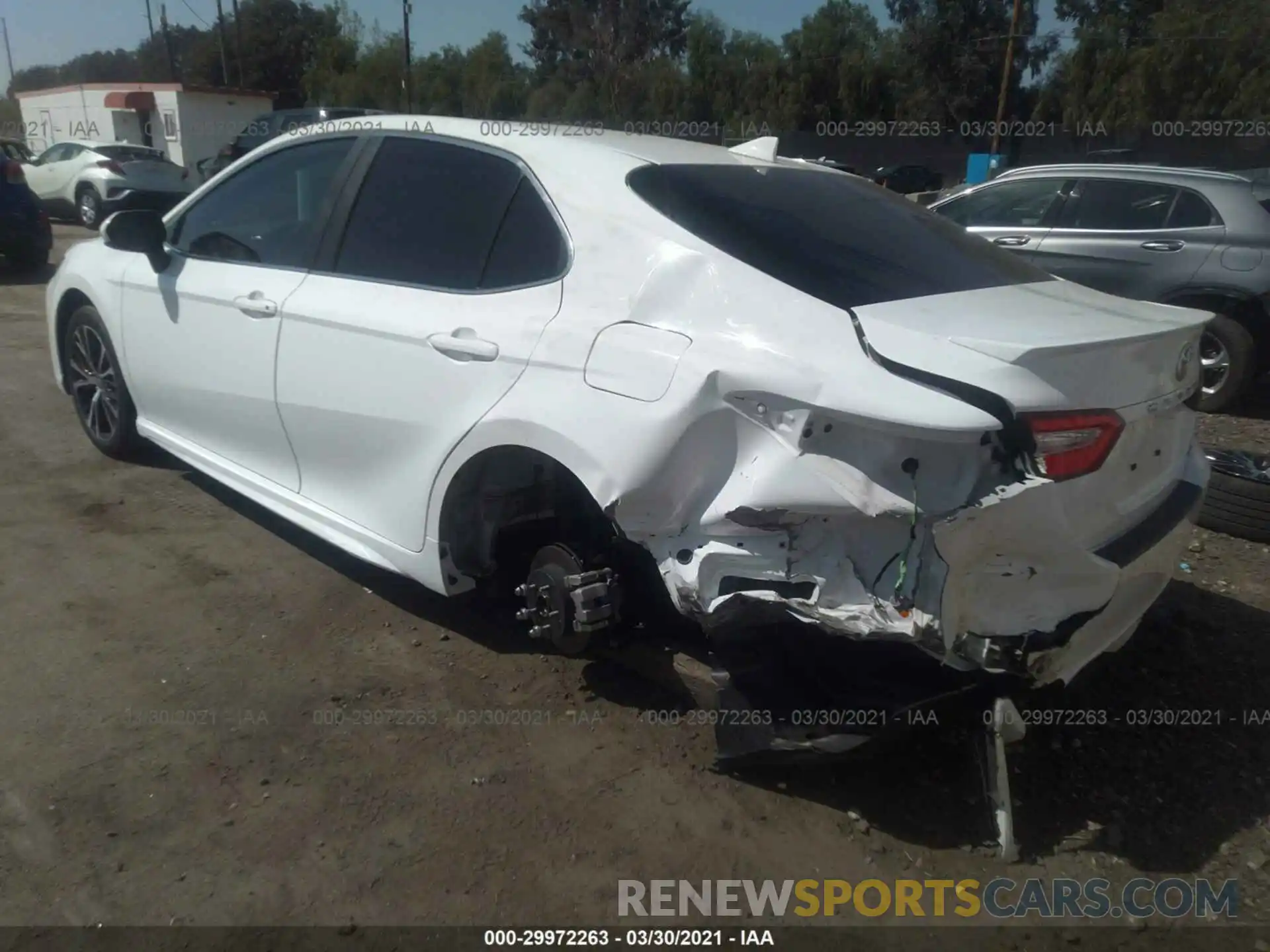 3 Photograph of a damaged car 4T1G11AK7LU508203 TOYOTA CAMRY 2020