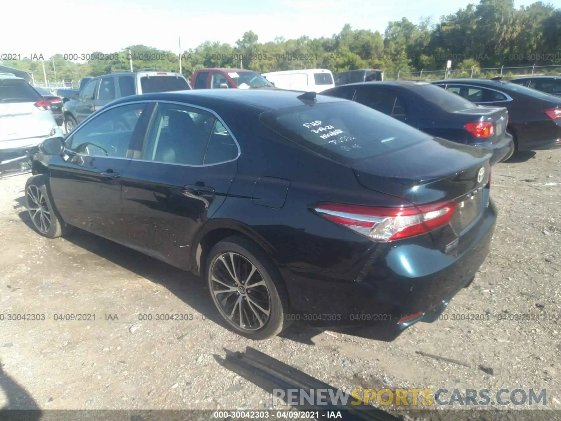 3 Photograph of a damaged car 4T1G11AK7LU508332 TOYOTA CAMRY 2020