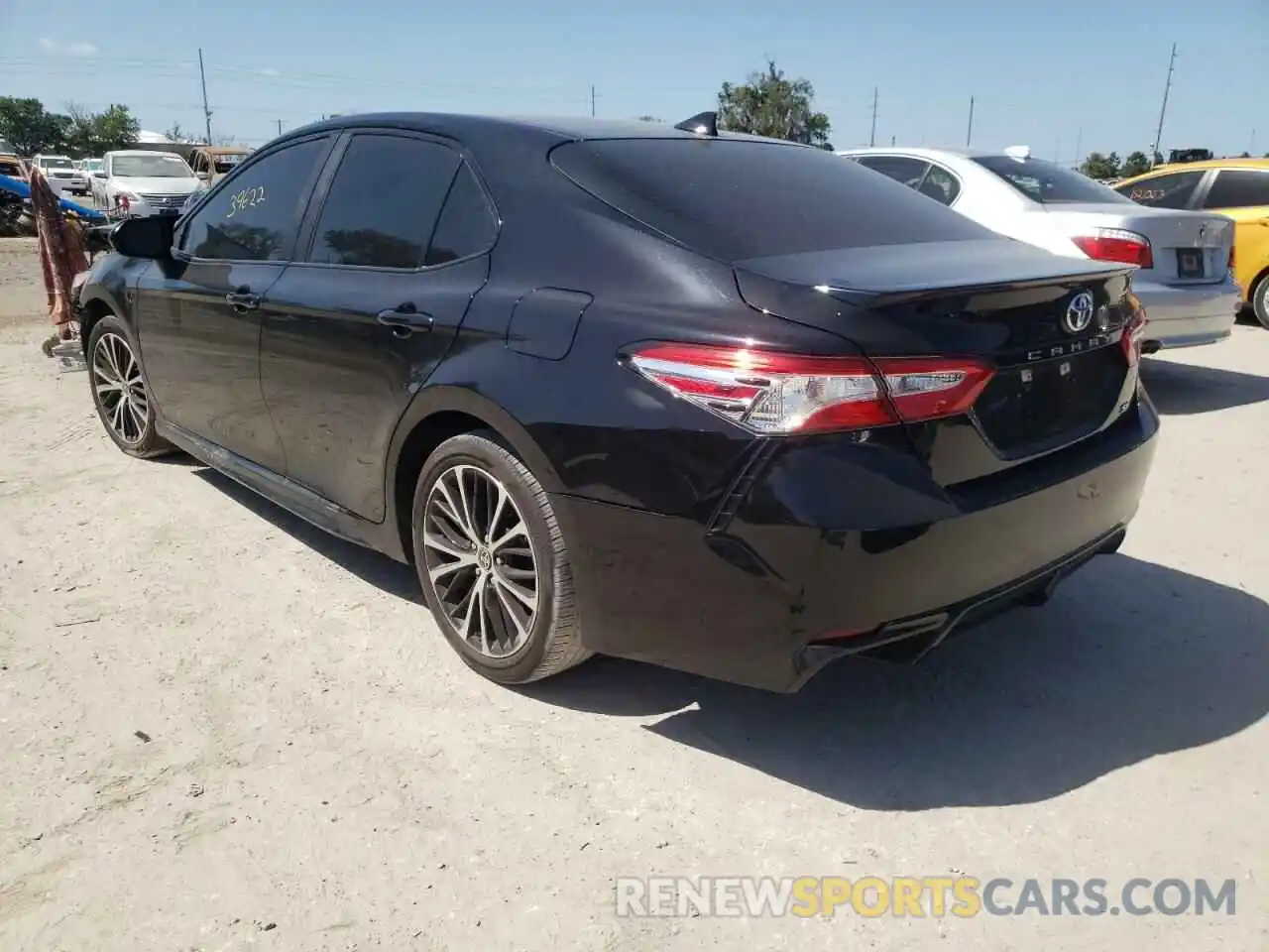 3 Photograph of a damaged car 4T1G11AK7LU509271 TOYOTA CAMRY 2020