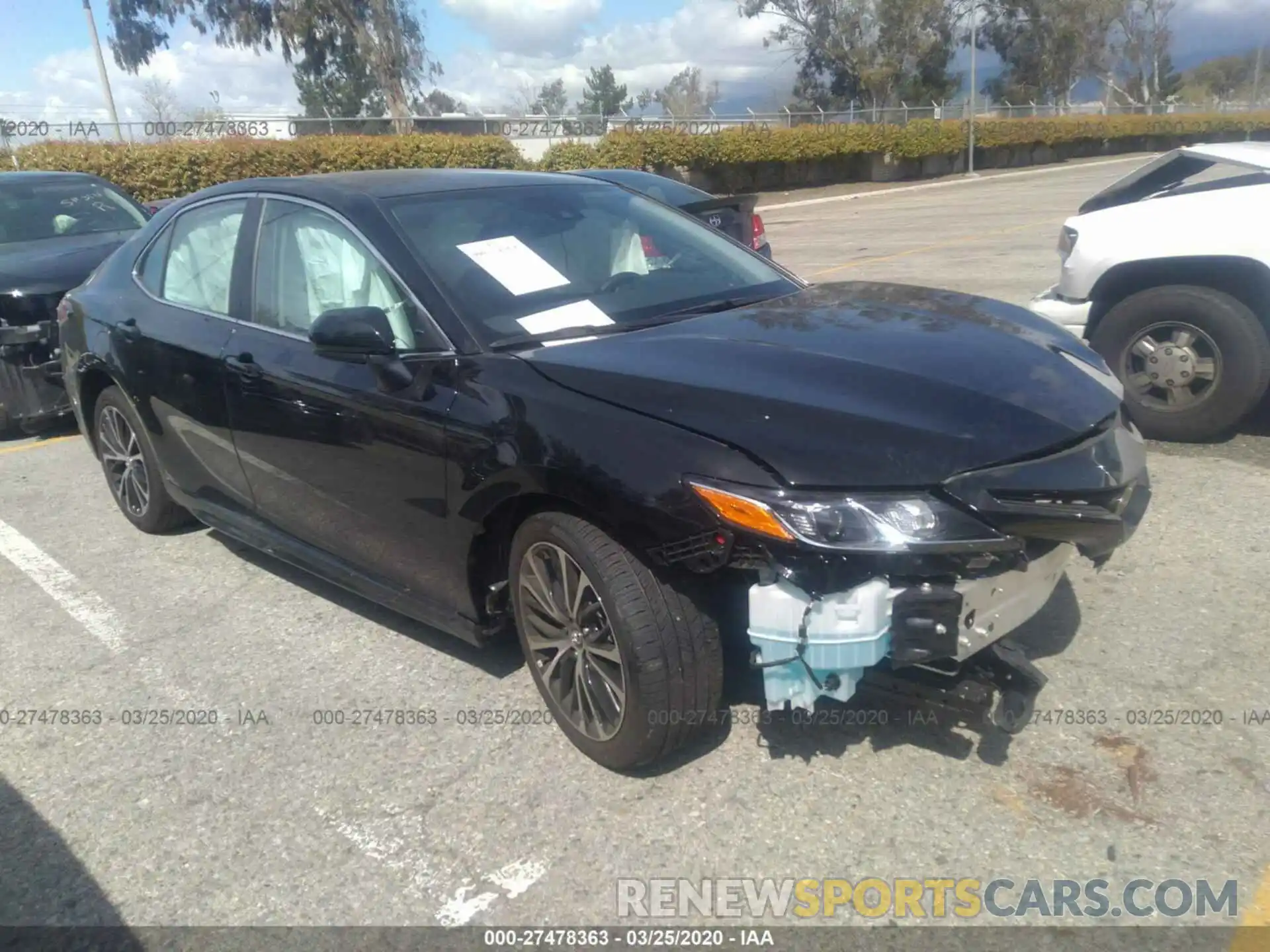 1 Photograph of a damaged car 4T1G11AK7LU859659 TOYOTA CAMRY 2020