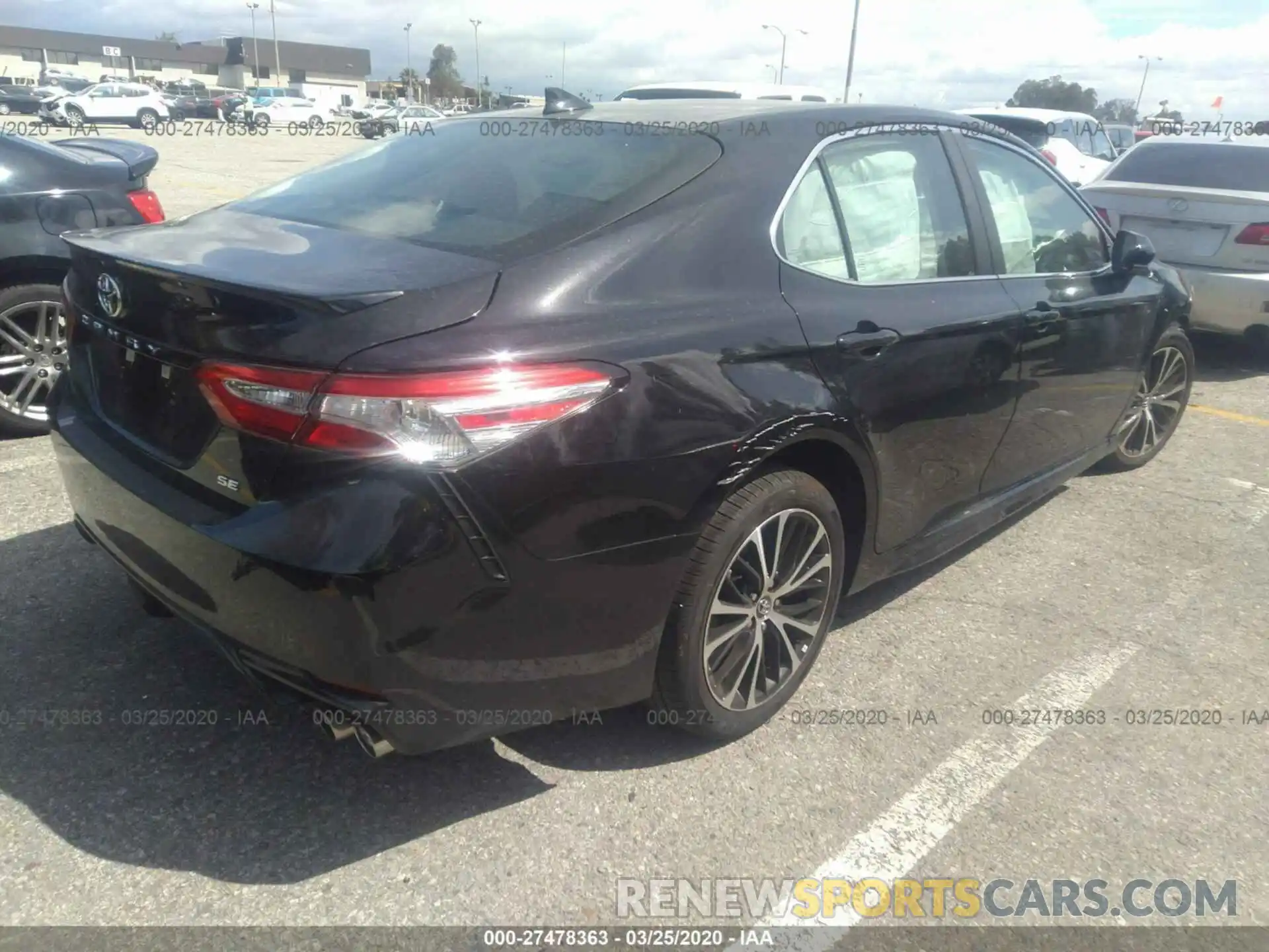 4 Photograph of a damaged car 4T1G11AK7LU859659 TOYOTA CAMRY 2020